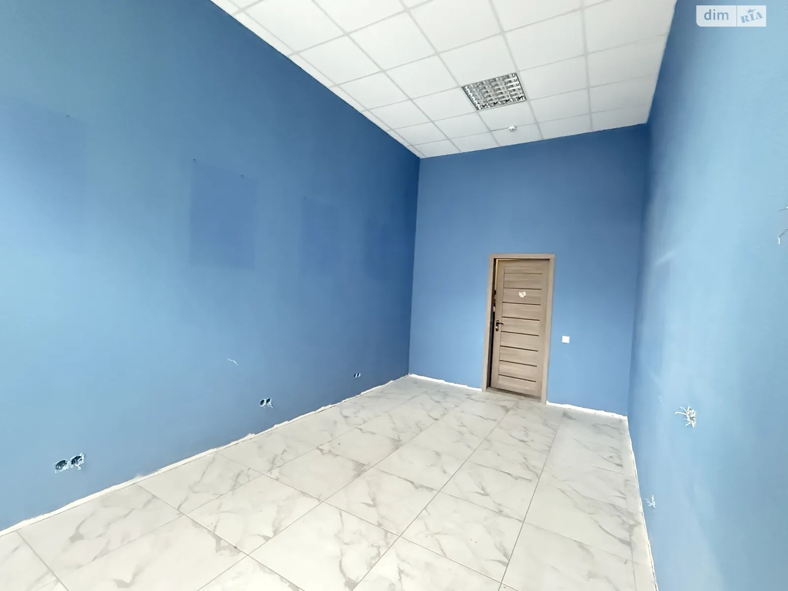 Сдается в аренду офис 19 кв. м в бизнес-центре, цена: 8600 грн - фото 1