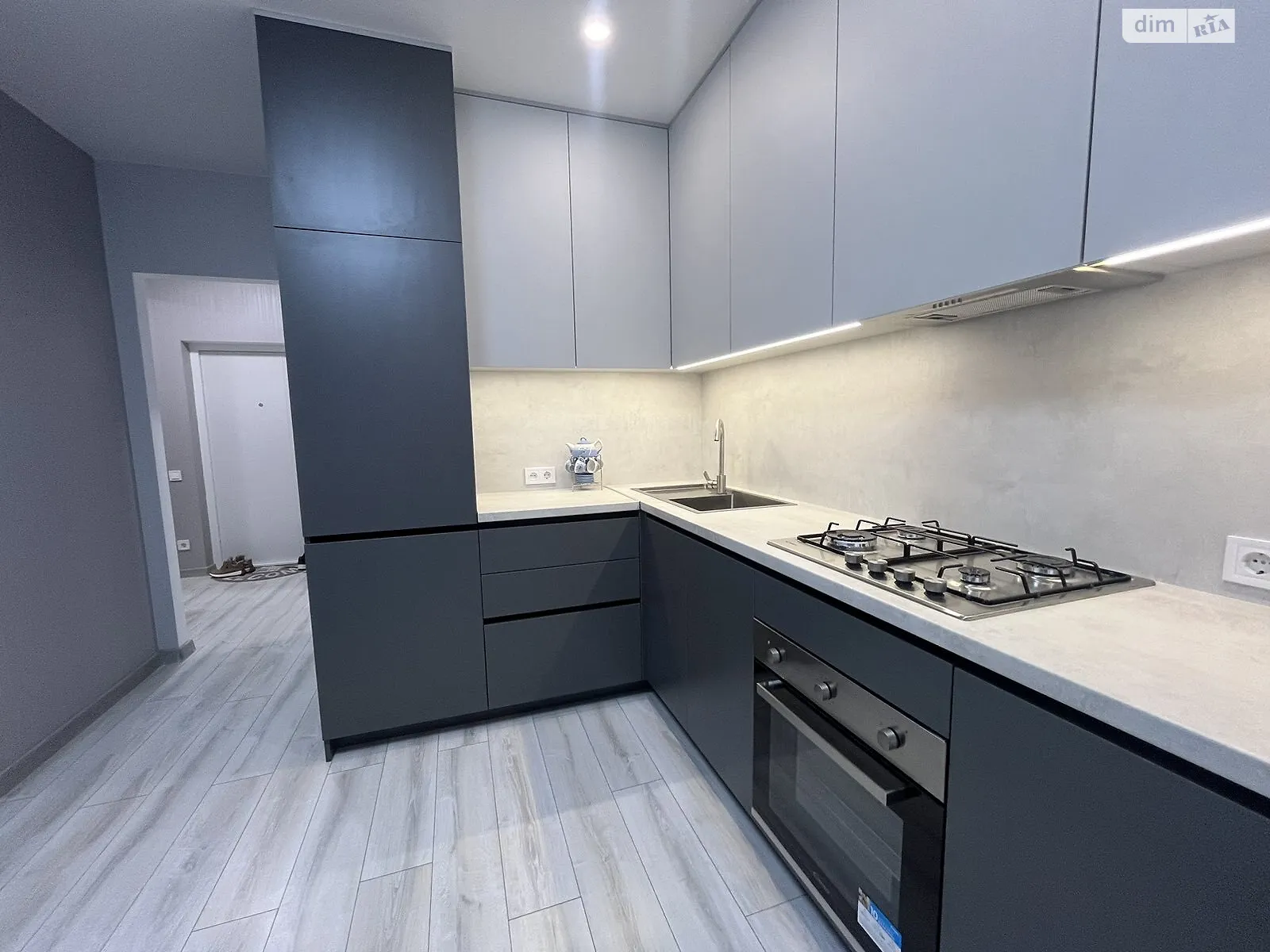 Продается 1-комнатная квартира 47 кв. м в Слобожанском, ул. Содружества, 6 - фото 1