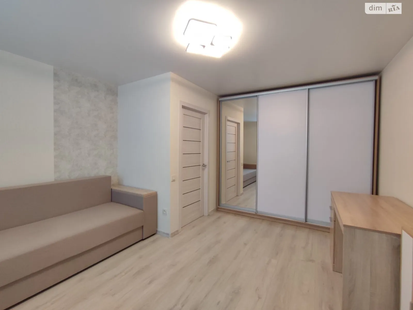 Продается 1-комнатная квартира 42.6 кв. м в Виннице, ул. Академика Янгеля - фото 1