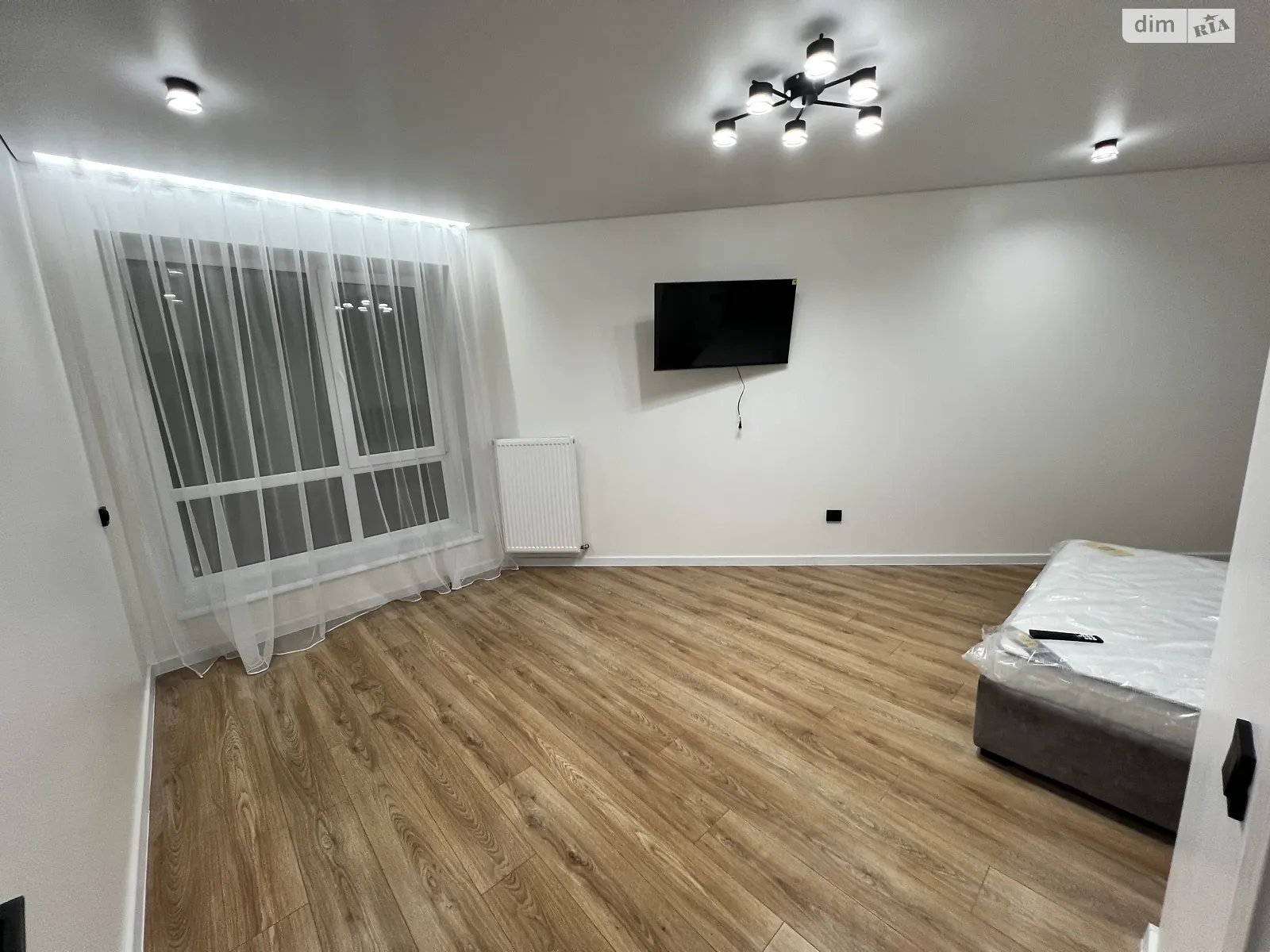 Сдается в аренду 1-комнатная квартира 43.1 кв. м в, цена: 18000 грн - фото 1