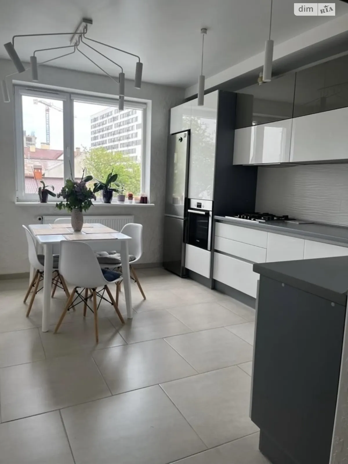 Сдается в аренду 2-комнатная квартира 64 кв. м в Львове, ул. Миртовая, 7 - фото 1