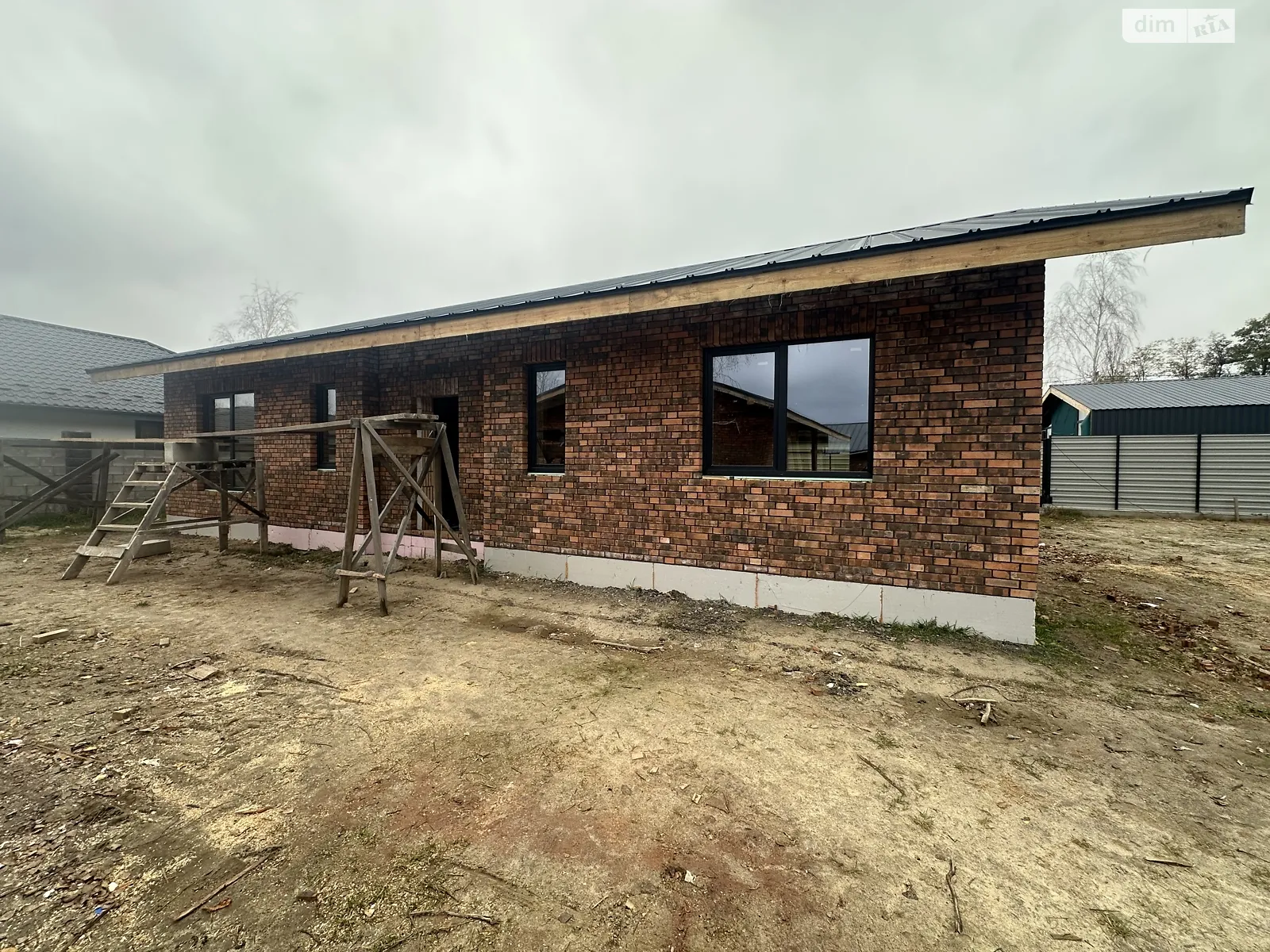 Продается одноэтажный дом 100 кв. м с террасой, цена: 100000 $ - фото 1