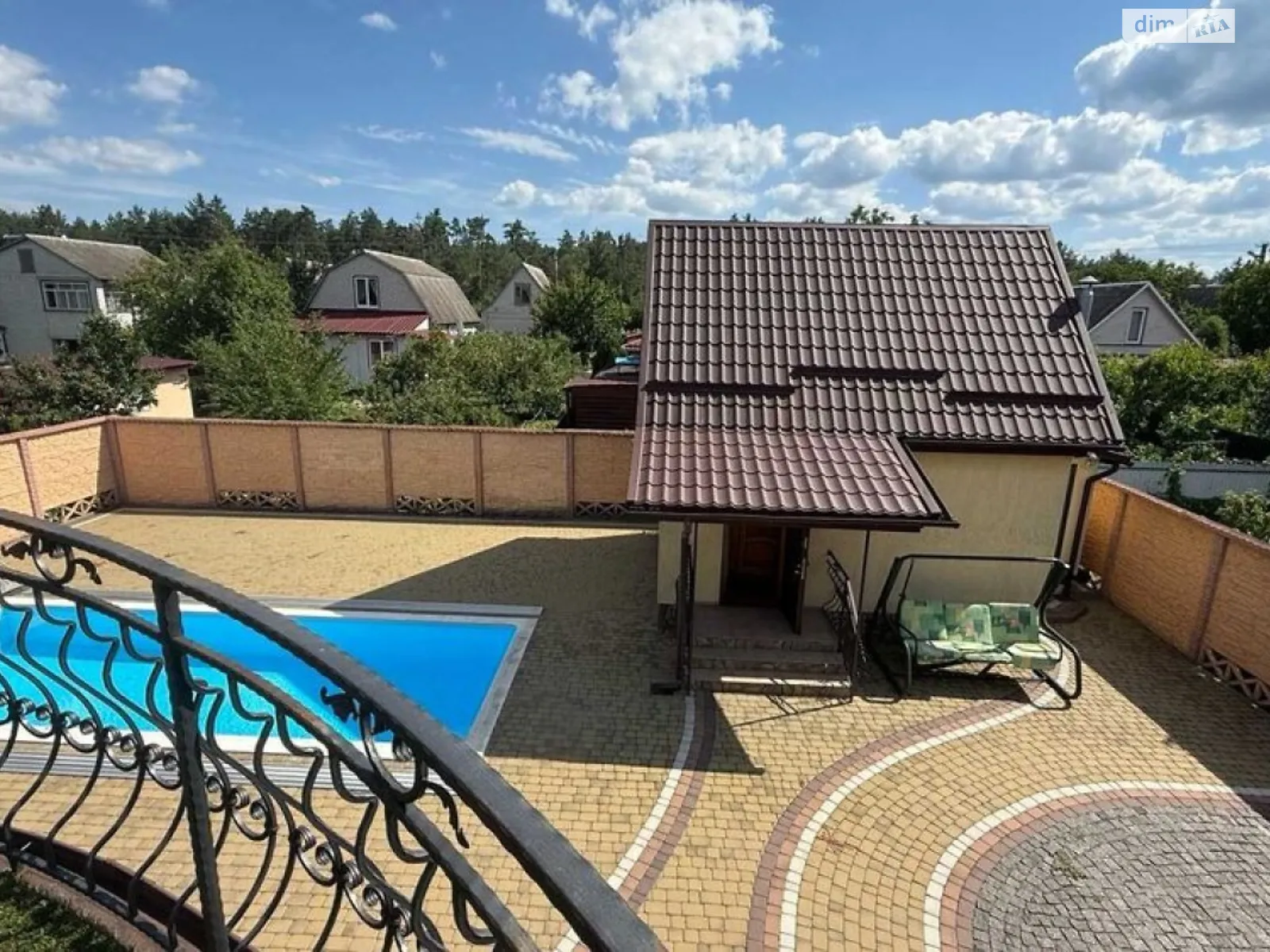 Продается дом на 2 этажа 80 кв. м с мансардой, цена: 155000 $ - фото 1