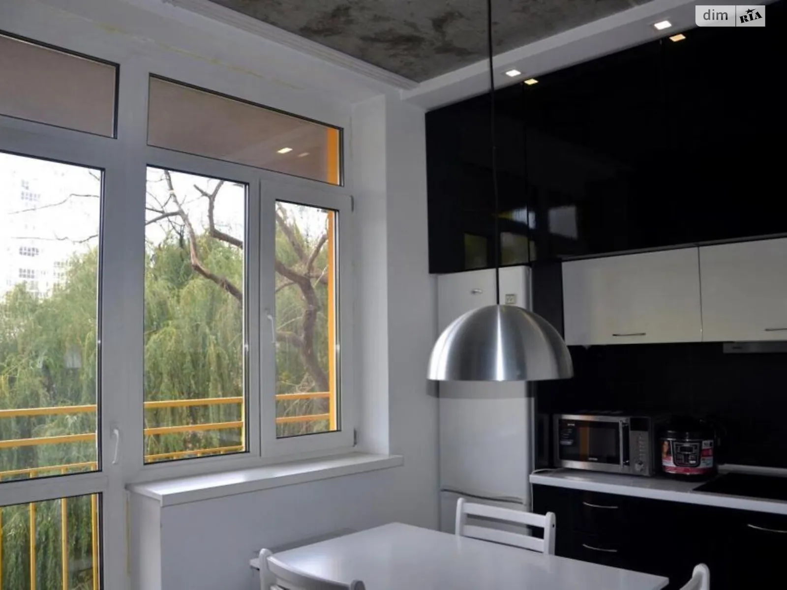 Продается 1-комнатная квартира 35.9 кв. м в Киеве, ул. Ямская, 52 - фото 1