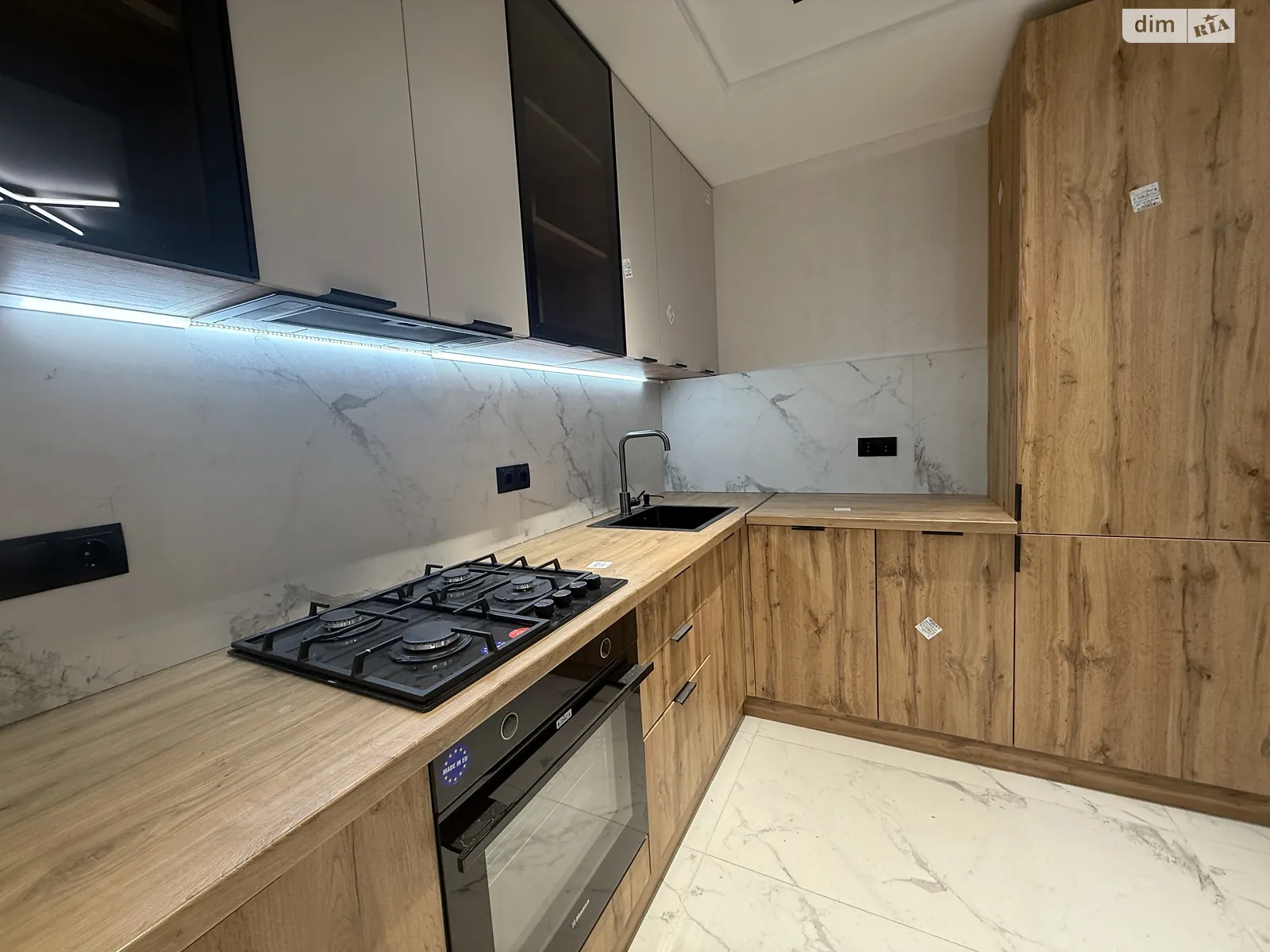 2-комнатная квартира 56 кв. м в Тернополе, ул. Киевская, 8А - фото 1