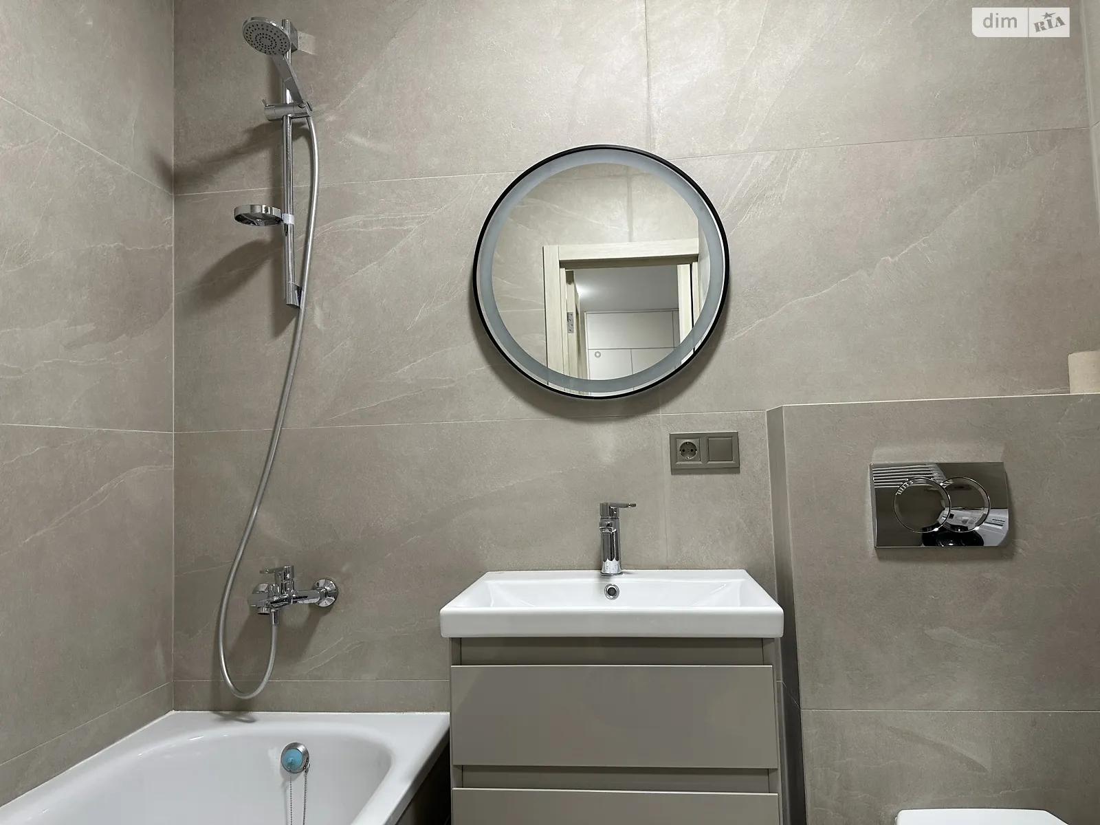 1-комнатная квартира 46 кв. м в Тернополе, Подволочиское шоссе - фото 1