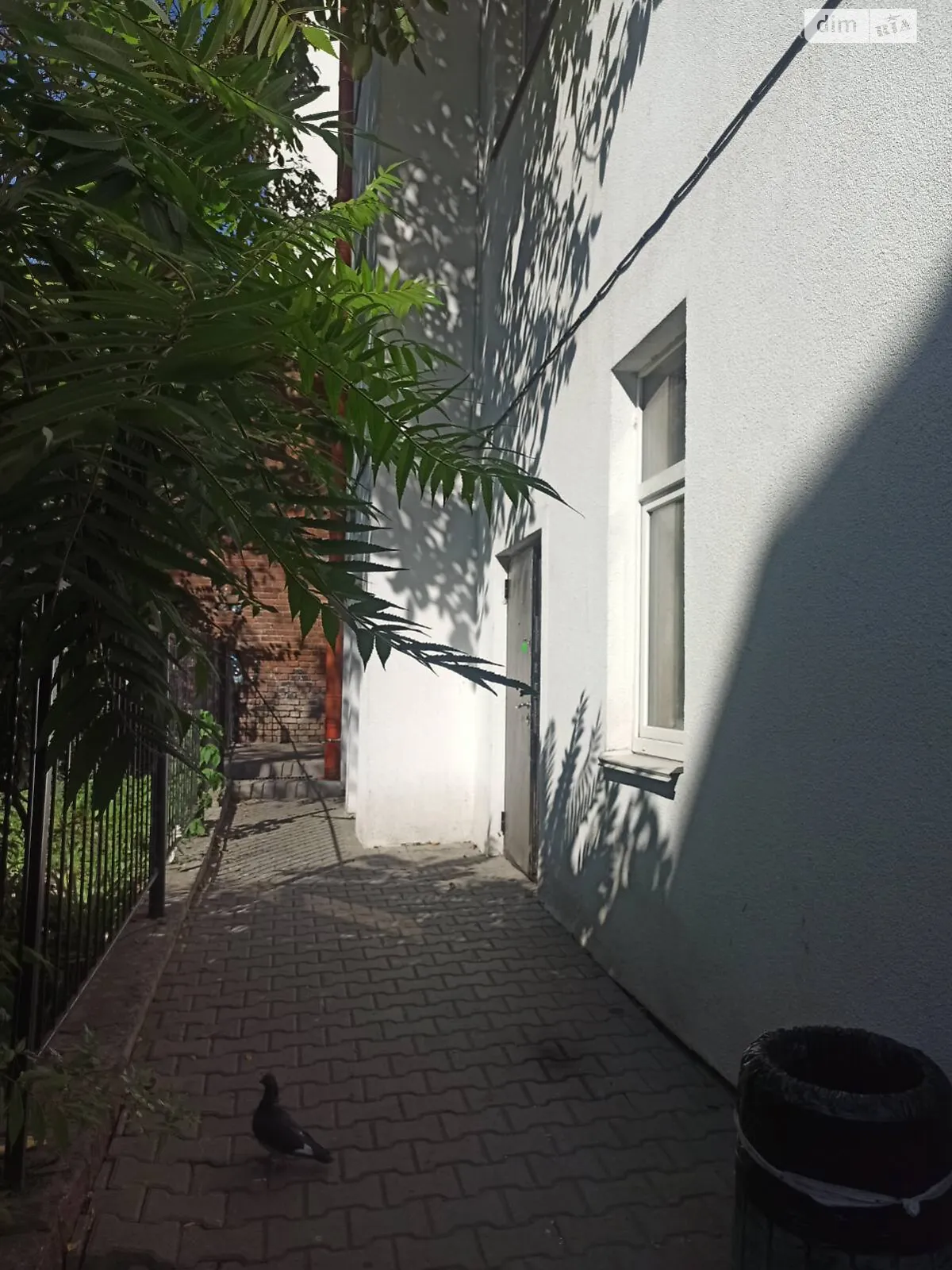 Продается офис 72.4 кв. м в бизнес-центре, цена: 112220 $ - фото 1