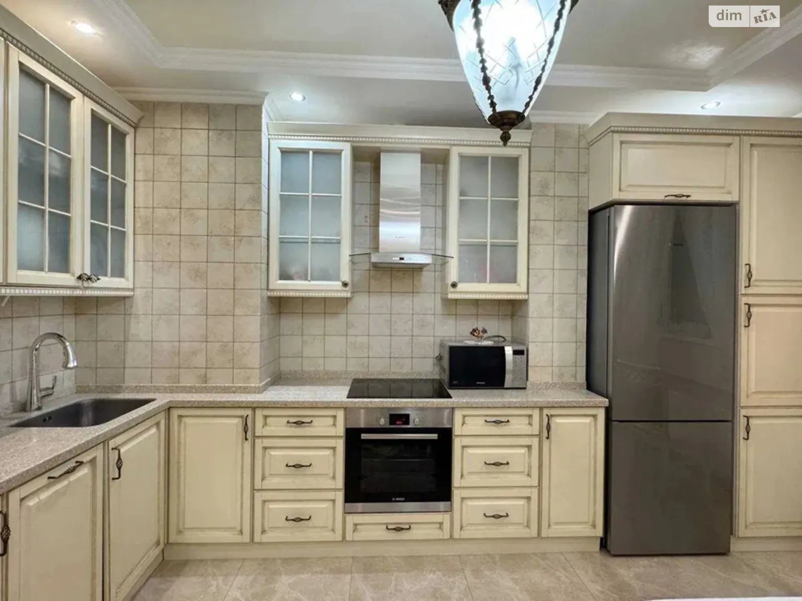 Сдается в аренду 2-комнатная квартира 74 кв. м в Киеве, ул. Ивана Гонты, 7 - фото 1