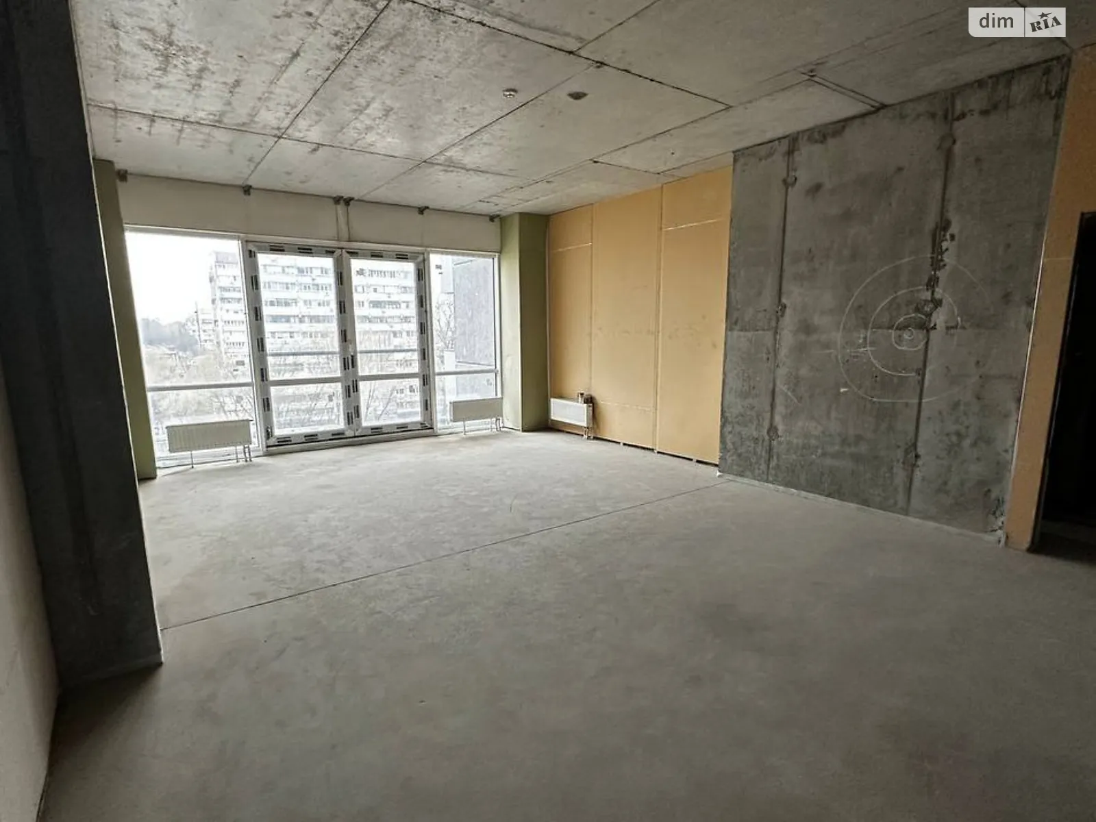 Продается 1-комнатная квартира 53 кв. м в Днепре, просп. Поля Александра, 16 - фото 1