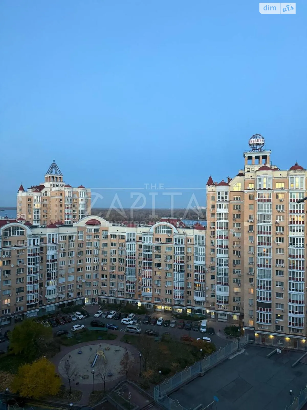 Продается 1-комнатная квартира 60 кв. м в Киеве, просп. Владимира Ивасюка, 6 - фото 1