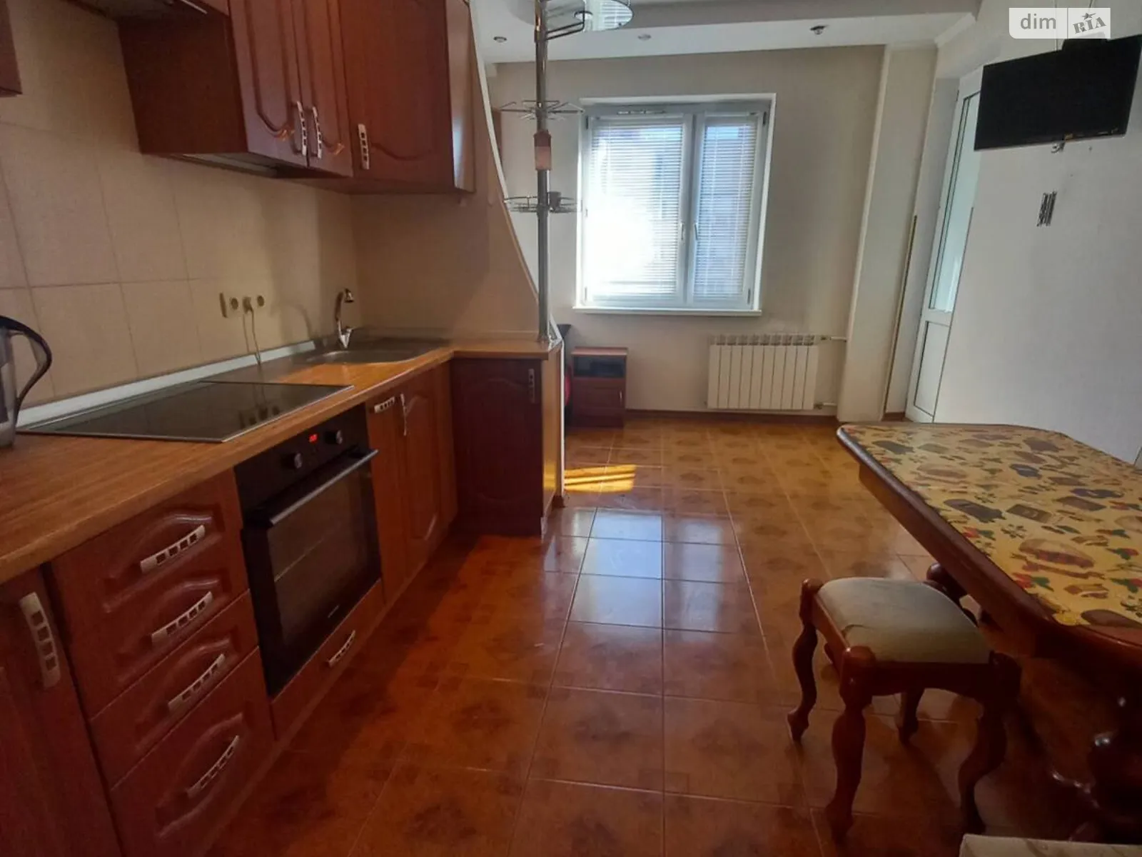 Продается 1-комнатная квартира 46.3 кв. м в Киеве, просп. Василия Порика, 7Б - фото 1