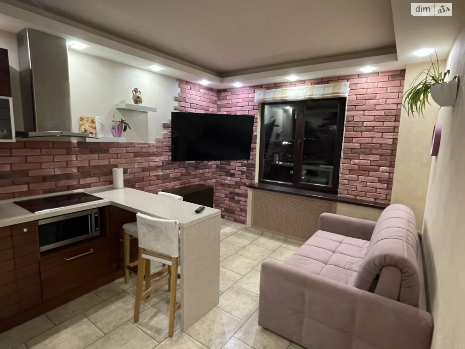 Продается 1-комнатная квартира 40.7 кв. м в Киеве, ул. Бакинская, 37Г - фото 1