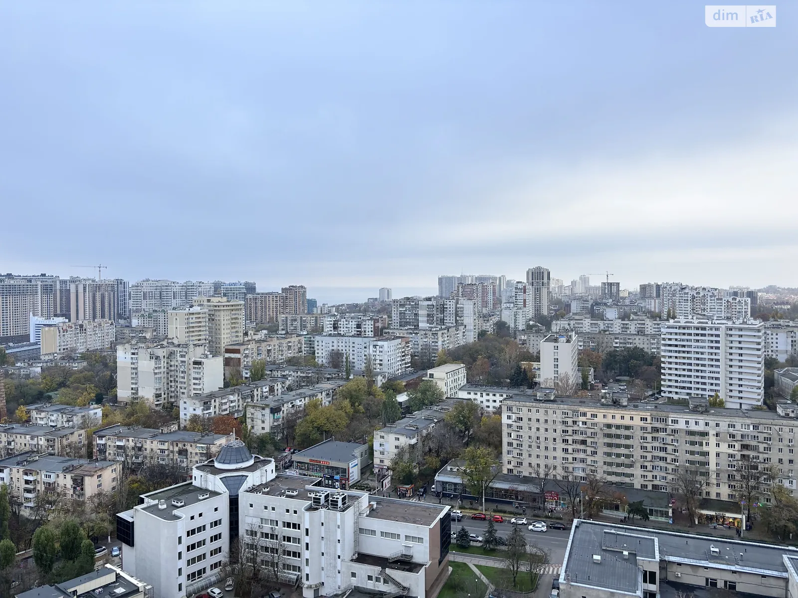 Продається 2-кімнатна квартира 82 кв. м у Одесі, Фонтанська дор. - фото 1