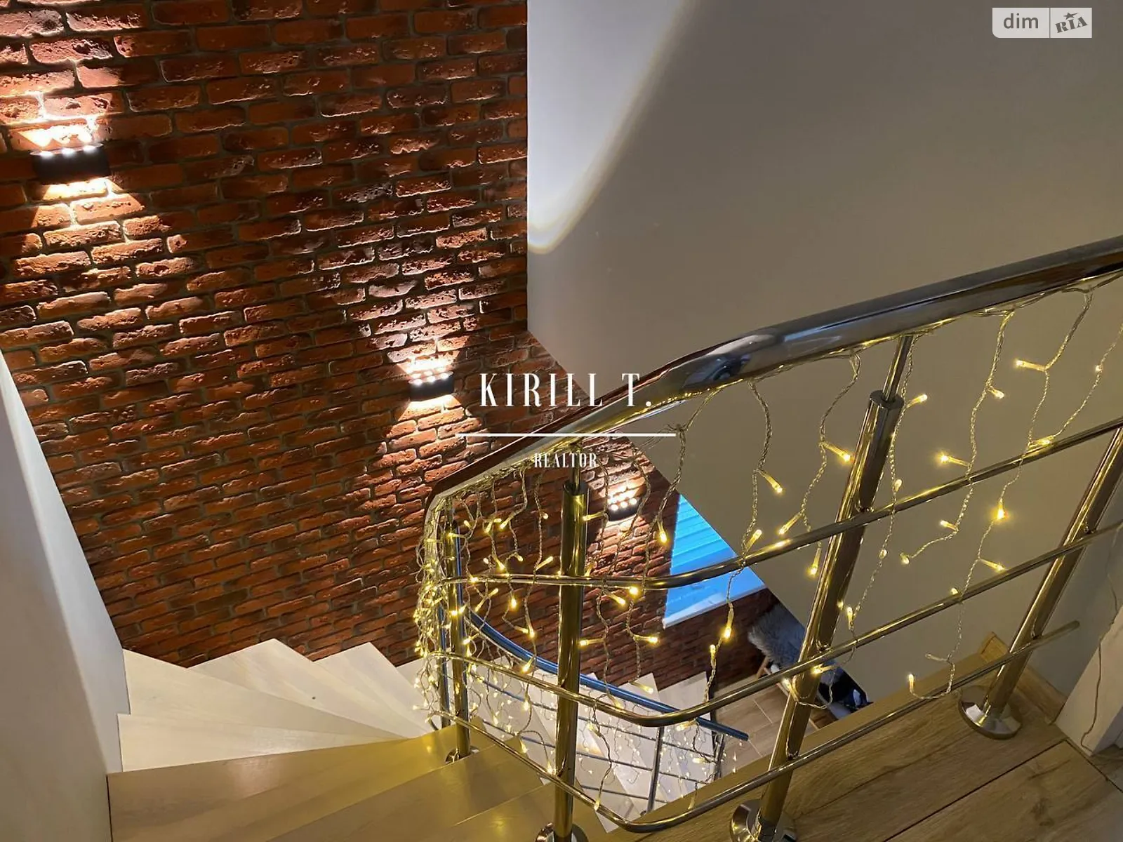 Сдается в аренду дом на 2 этажа 130 кв. м с камином, цена: 50000 грн - фото 1