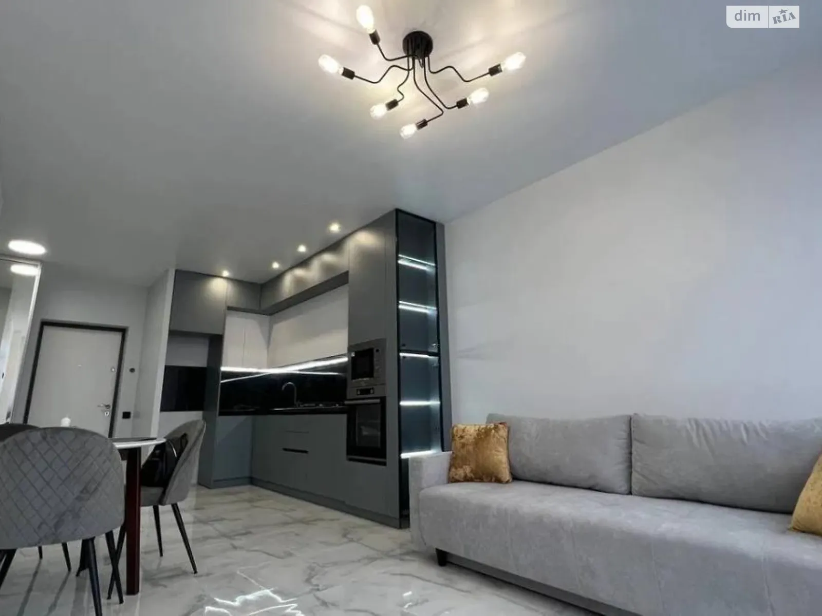 Здається в оренду 1-кімнатна квартира 46 кв. м у Львові, вул. Під Голоском - фото 1