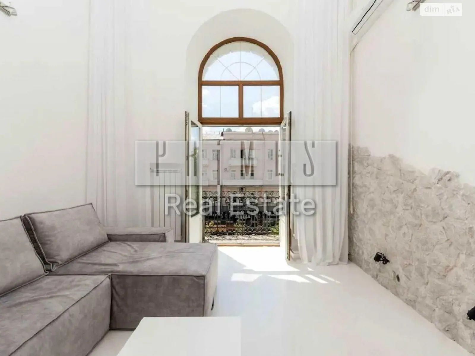 Сдается в аренду 1-комнатная квартира 55 кв. м в Киеве, ул. Богдана Хмельницкого, 32 - фото 1