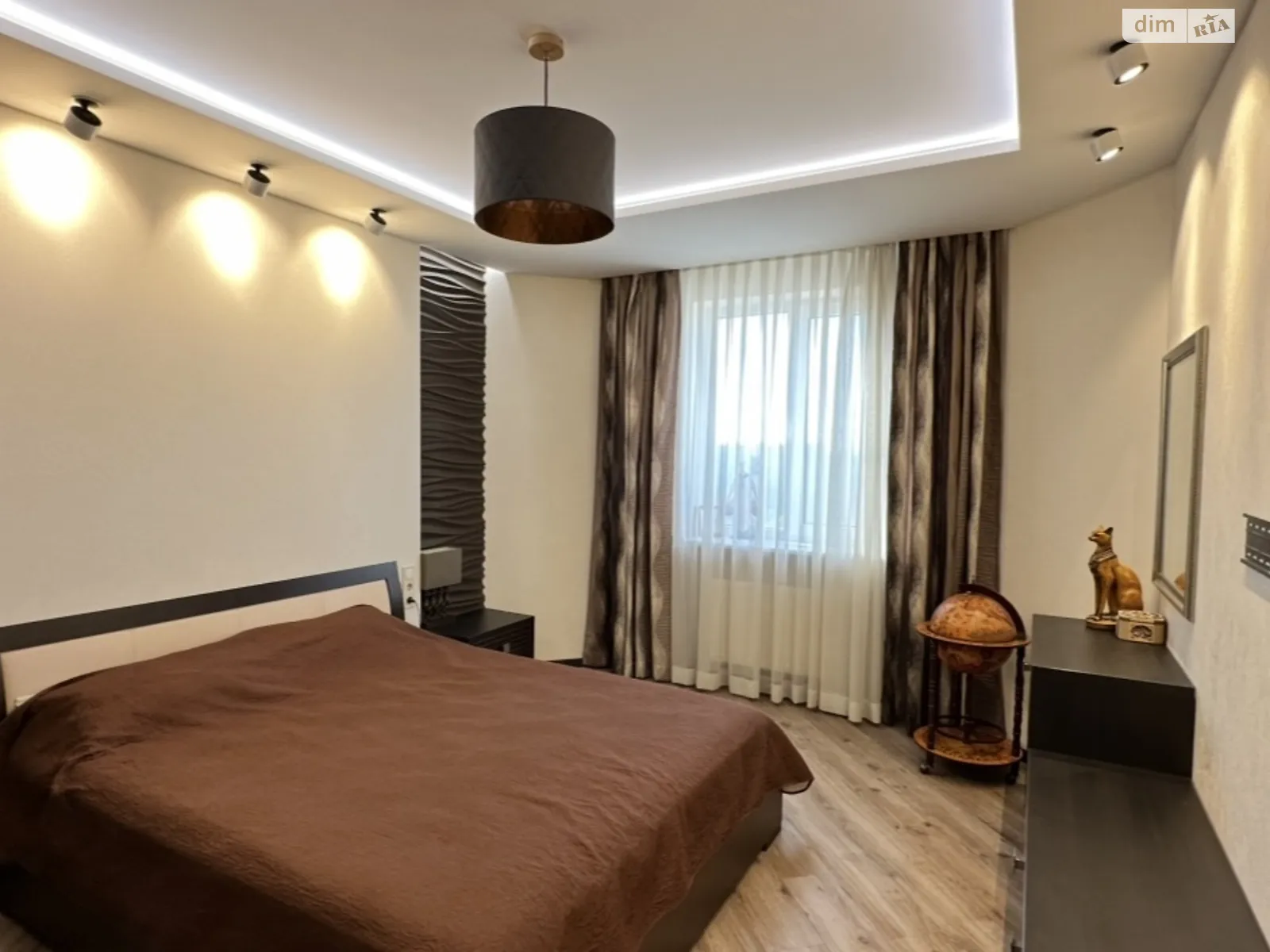 Продається 3-кімнатна квартира 73 кв. м у Одесі, вул. Олексія Вадатурського(Маршала Малиновського), 16Б - фото 1