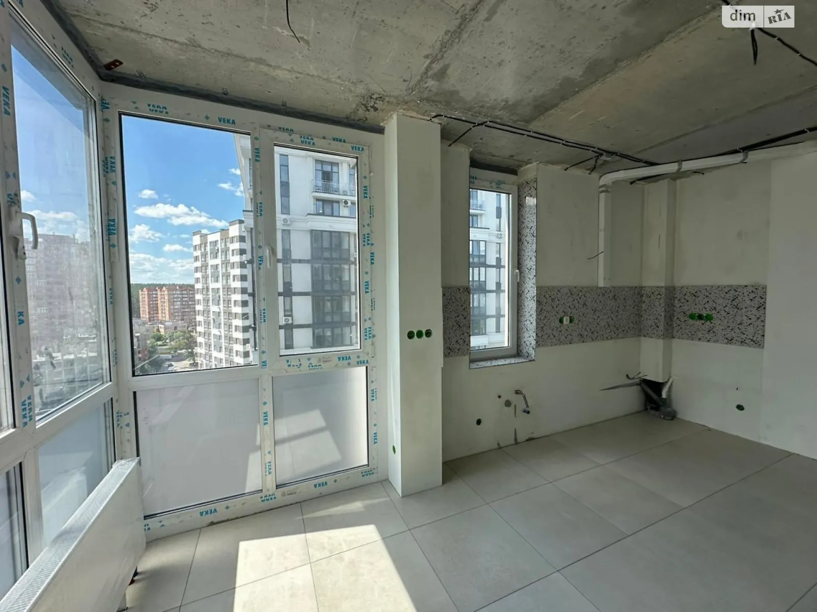 Продається 2-кімнатна квартира 56 кв. м у Ірпені, вул. Університетська(Карла Маркса), 3/1 - фото 1