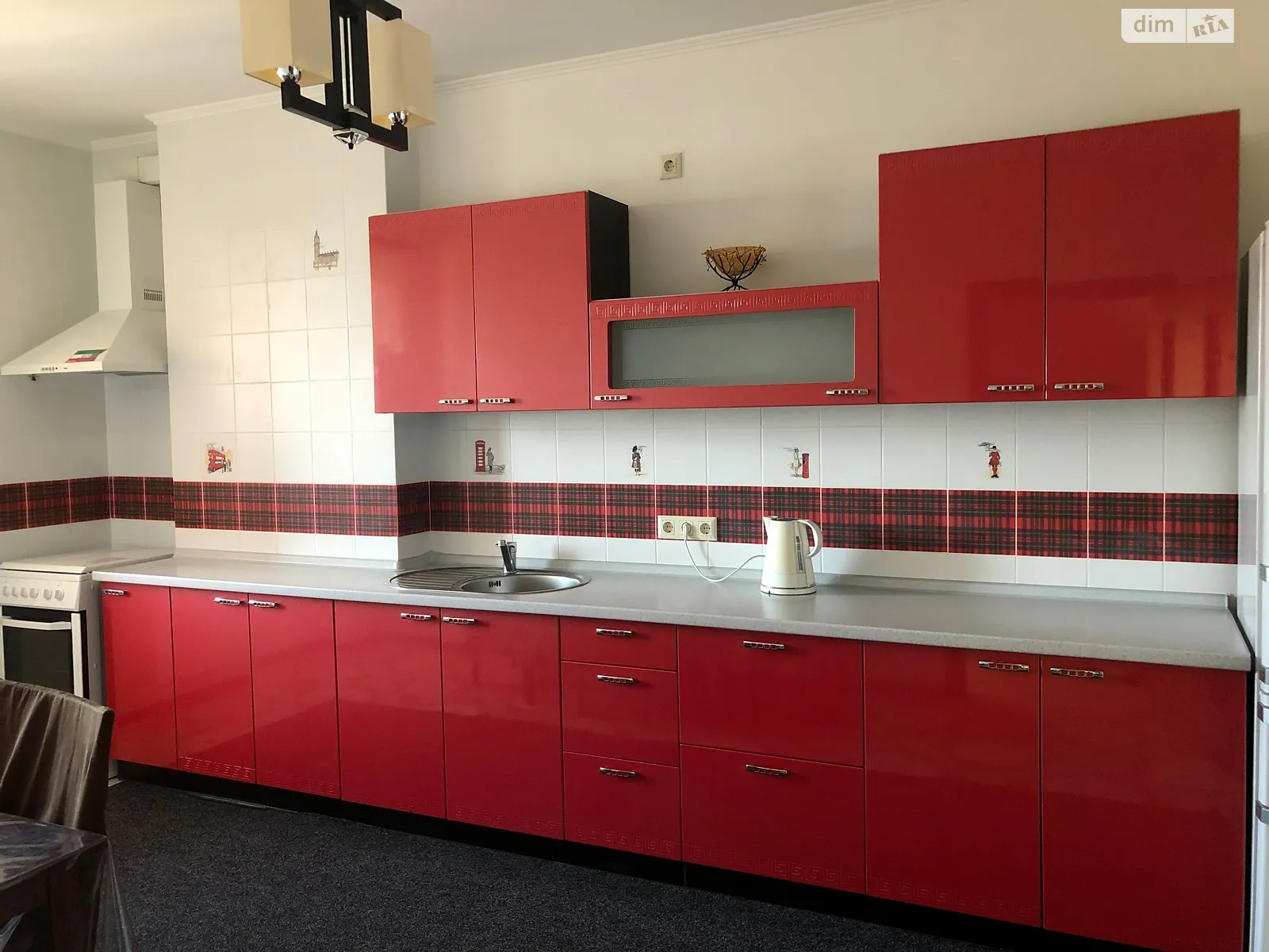 Здається в оренду 2-кімнатна квартира 78.8 кв. м у Києві, вул. Осіння, 33 - фото 1