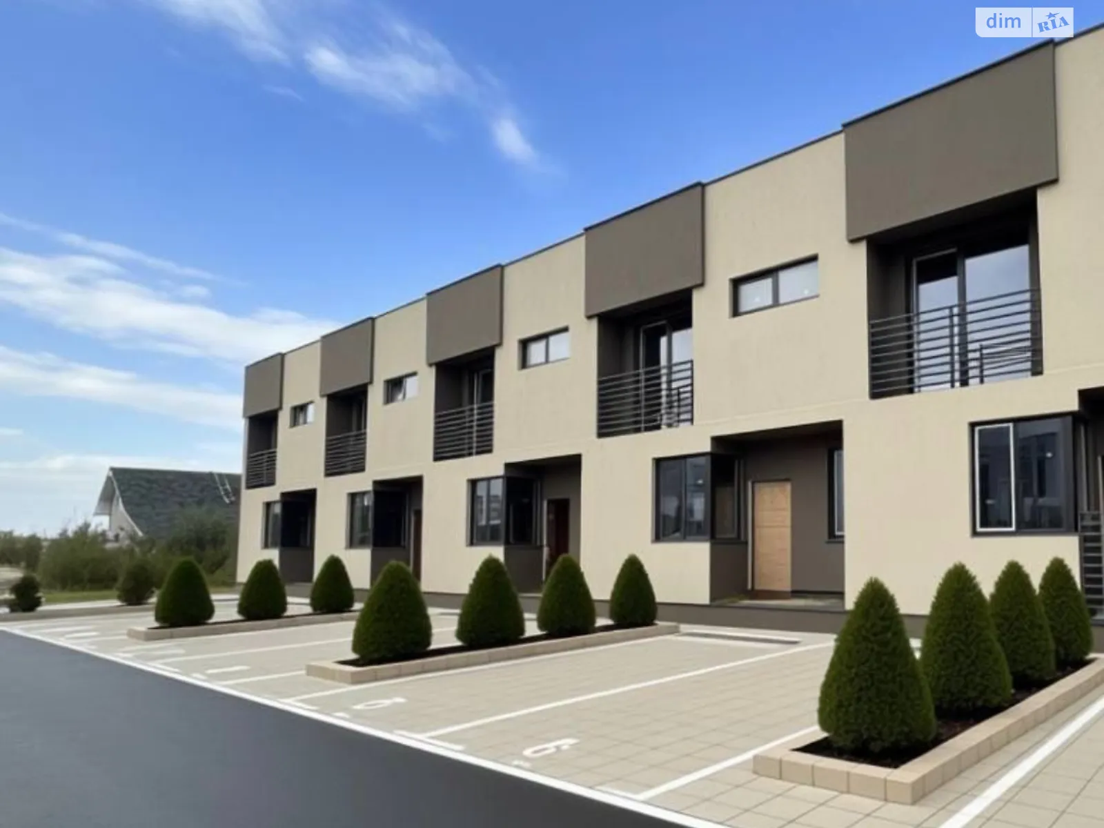 Продается дом на 2 этажа 108 кв. м с камином, цена: 80000 $ - фото 1