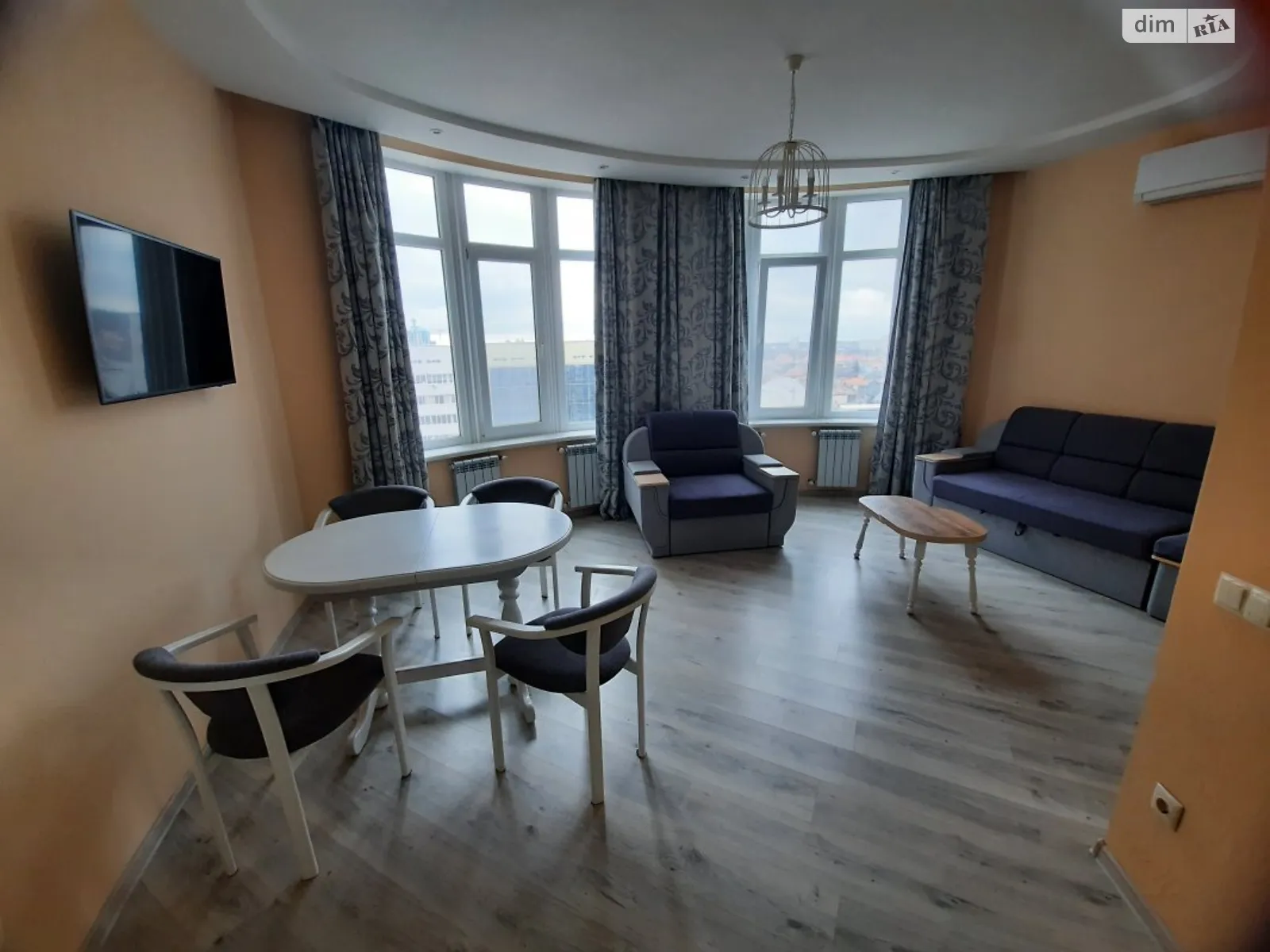 Сдается в аренду 1-комнатная квартира 65 кв. м в Одессе, цена: 12000 грн - фото 1