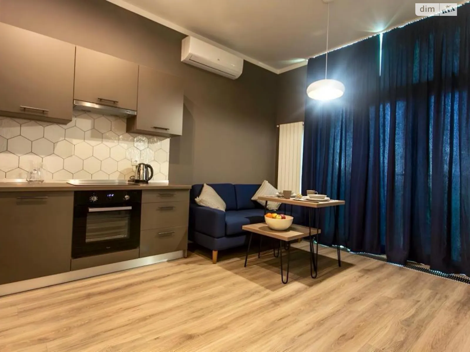 Продається 1-кімнатна квартира 50 кв. м у Києві, вул. Генерала Шаповала(Механізаторів), 2 - фото 1