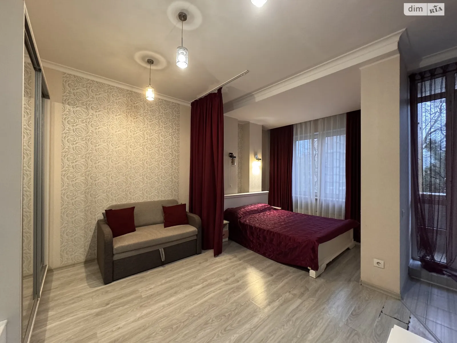 Сдается в аренду 1-комнатная квартира 30 кв. м в Одессе, бул. Французский, 54/23 - фото 1