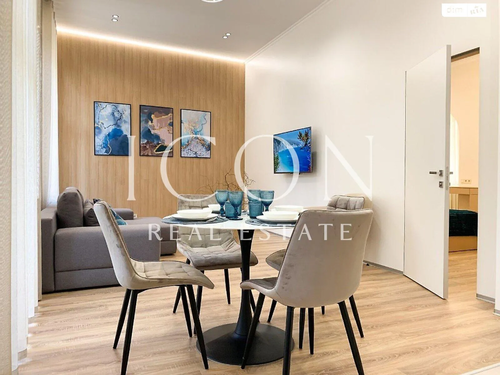 Сдается в аренду 2-комнатная квартира 67 кв. м в Киеве, ул. Михайловская, 21Б - фото 1