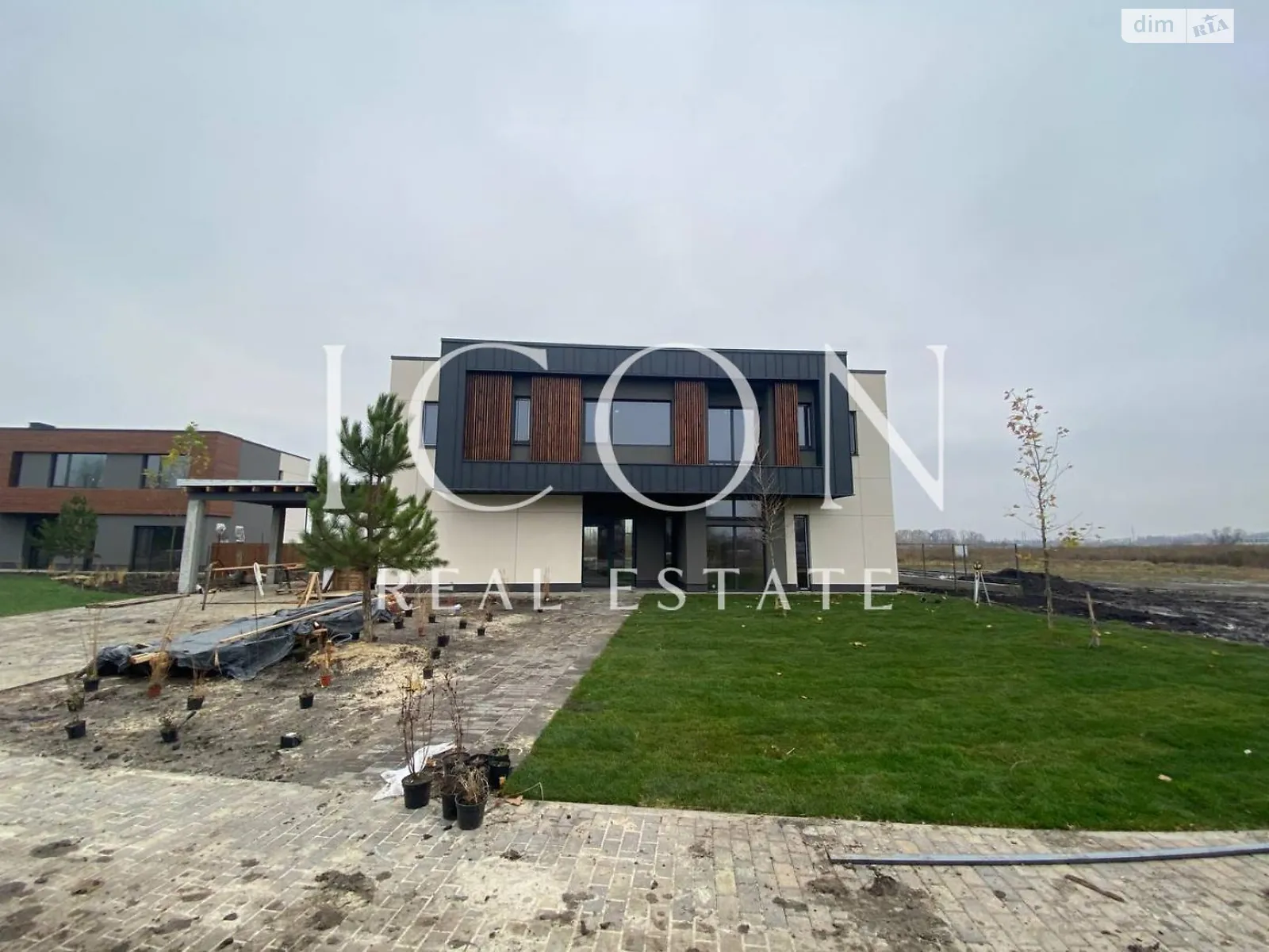 Продається будинок 2 поверховий 245 кв. м з ділянкою, цена: 367500 $ - фото 1