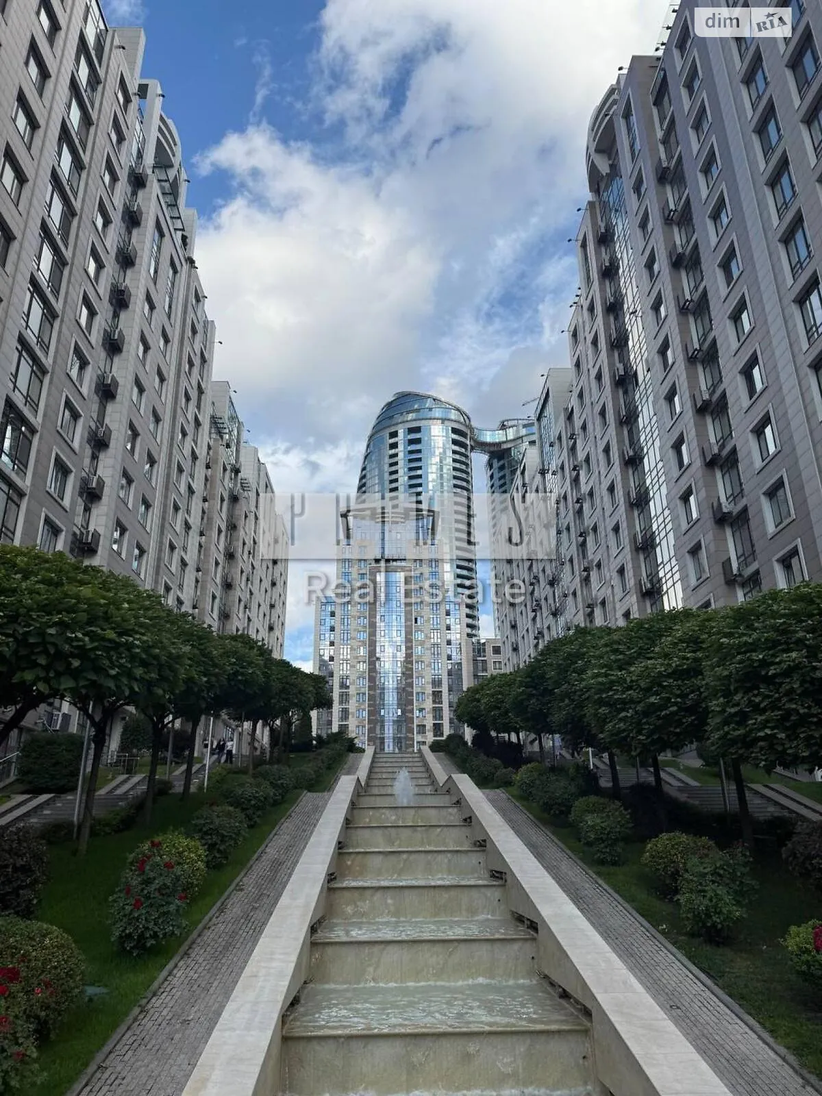 Сдается в аренду помещения свободного назначения 90 кв. м в 12-этажном здании, цена: 1500 $ - фото 1