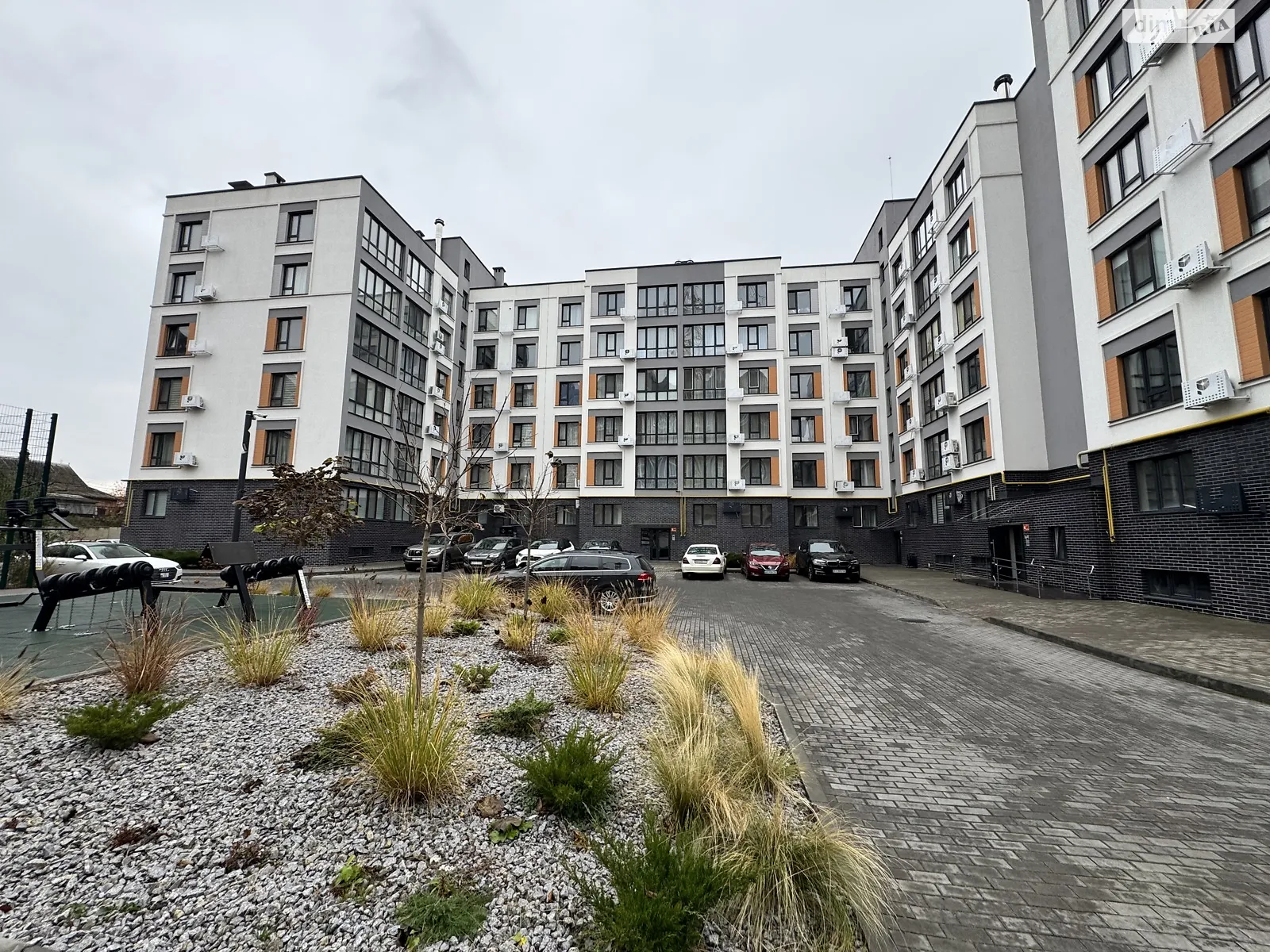 Продается 2-комнатная квартира 75 кв. м в Виннице, ул. Ивана Богуна, 27А - фото 1