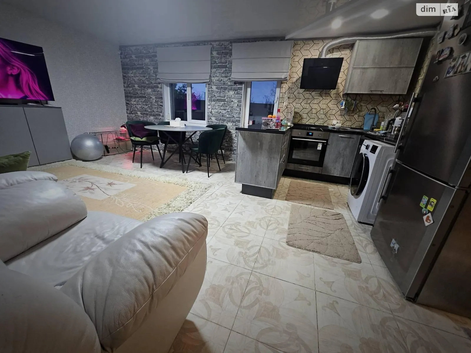 Продается дом на 2 этажа 129.3 кв. м с подвалом, цена: 85000 $ - фото 1