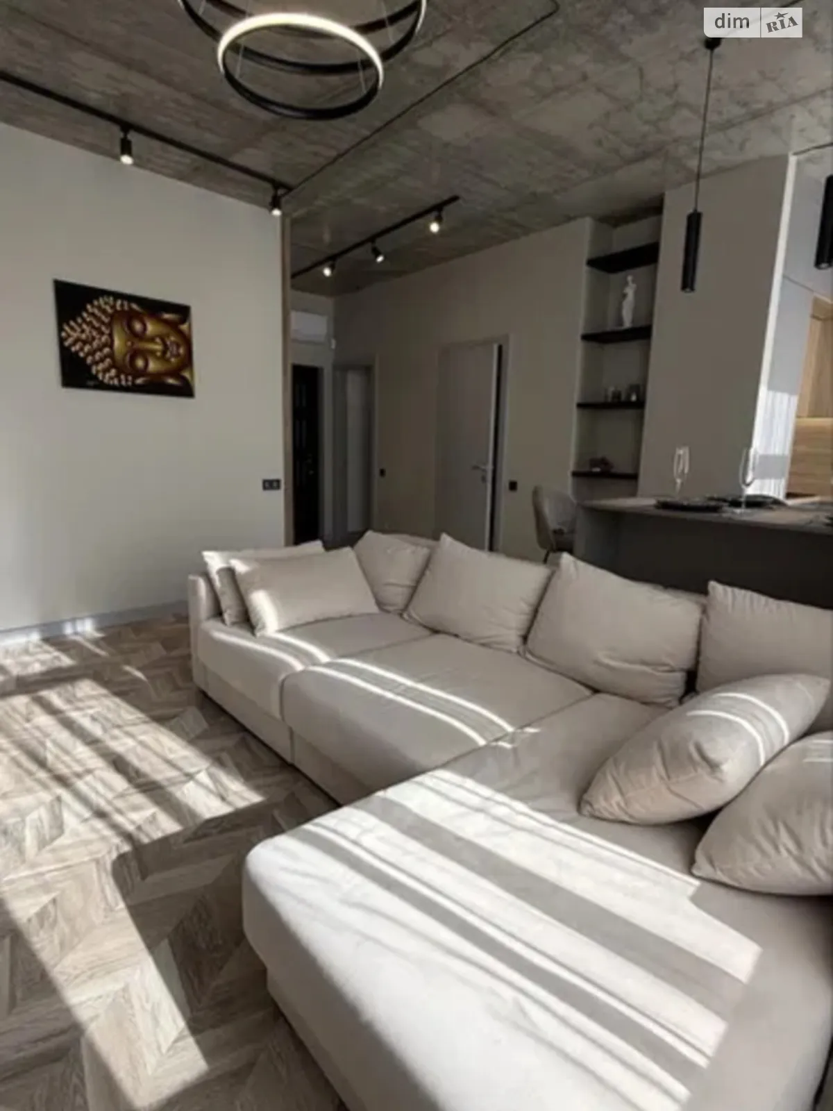 Продается 1-комнатная квартира 52 кв. м в Одессе, ул. Валерия Самофалова, 16А - фото 1