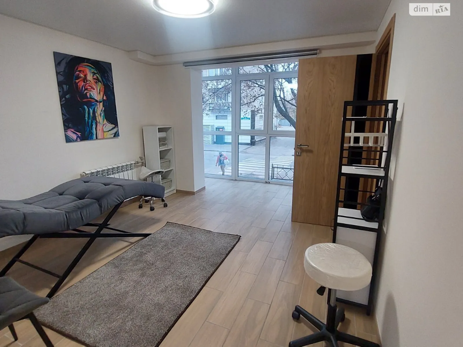 Продается 3-комнатная квартира 66 кв. м в Кременчуге, ул. Алитуская (Жадова Ген.) - фото 1