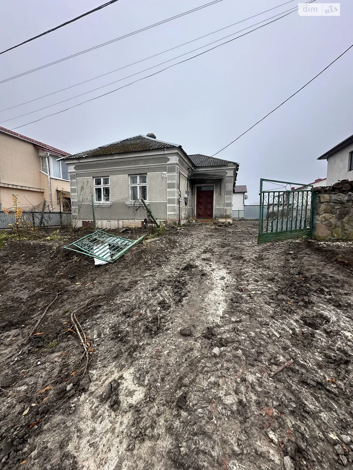 Сдается в аренду одноэтажный дом 70 кв. м с камином, цена: 150 $ - фото 1