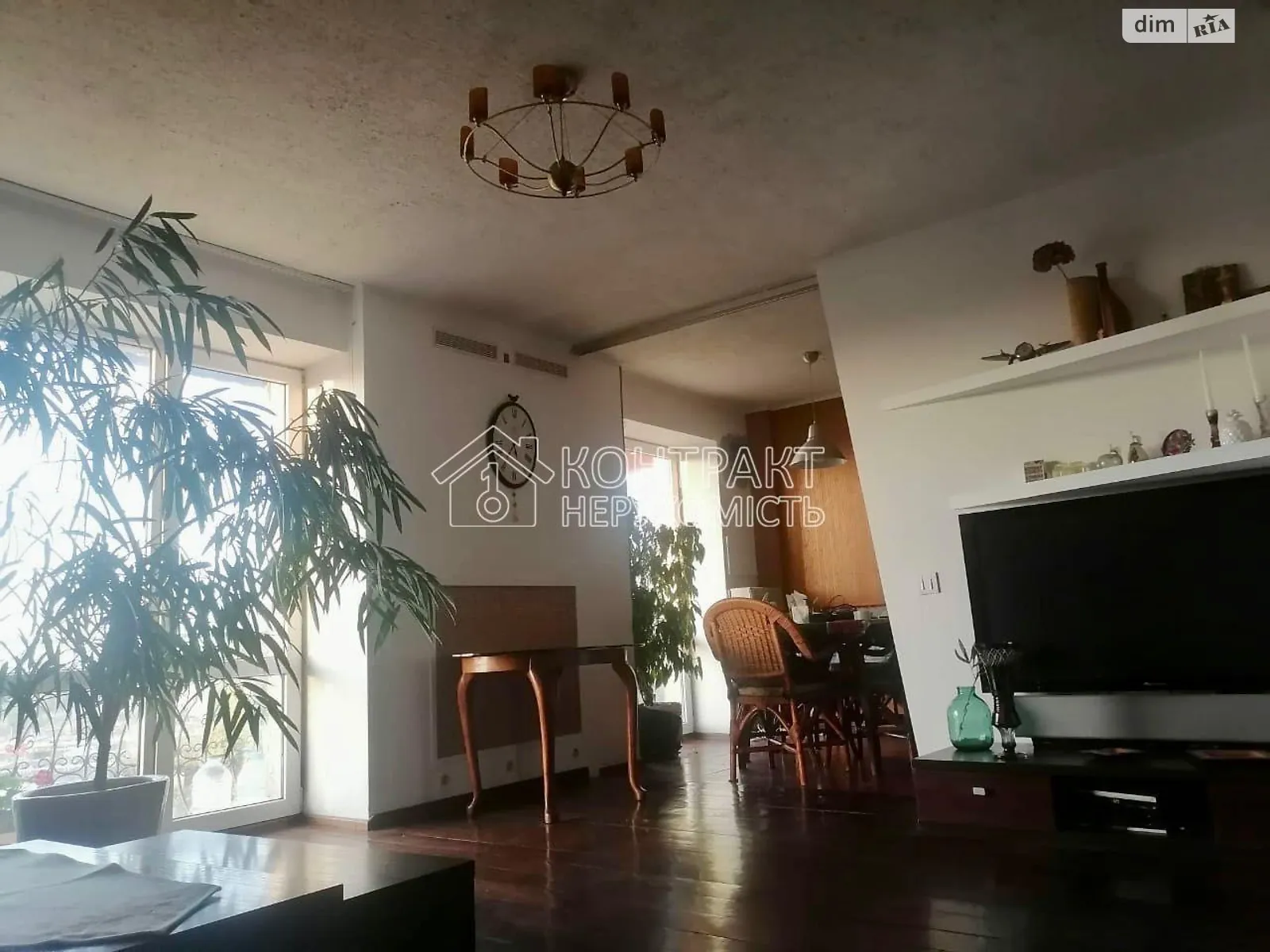 Продается 3-комнатная квартира 82 кв. м в Харькове, ул. Академика Вальтера, 5 - фото 1