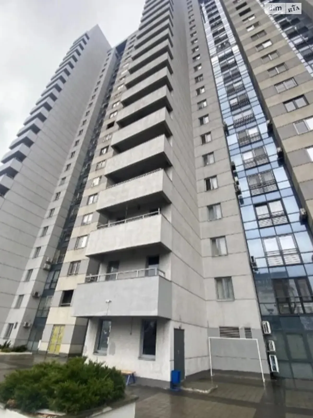 Продается 2-комнатная квартира 69 кв. м в Днепре, просп. Поля Александра, 16 - фото 1