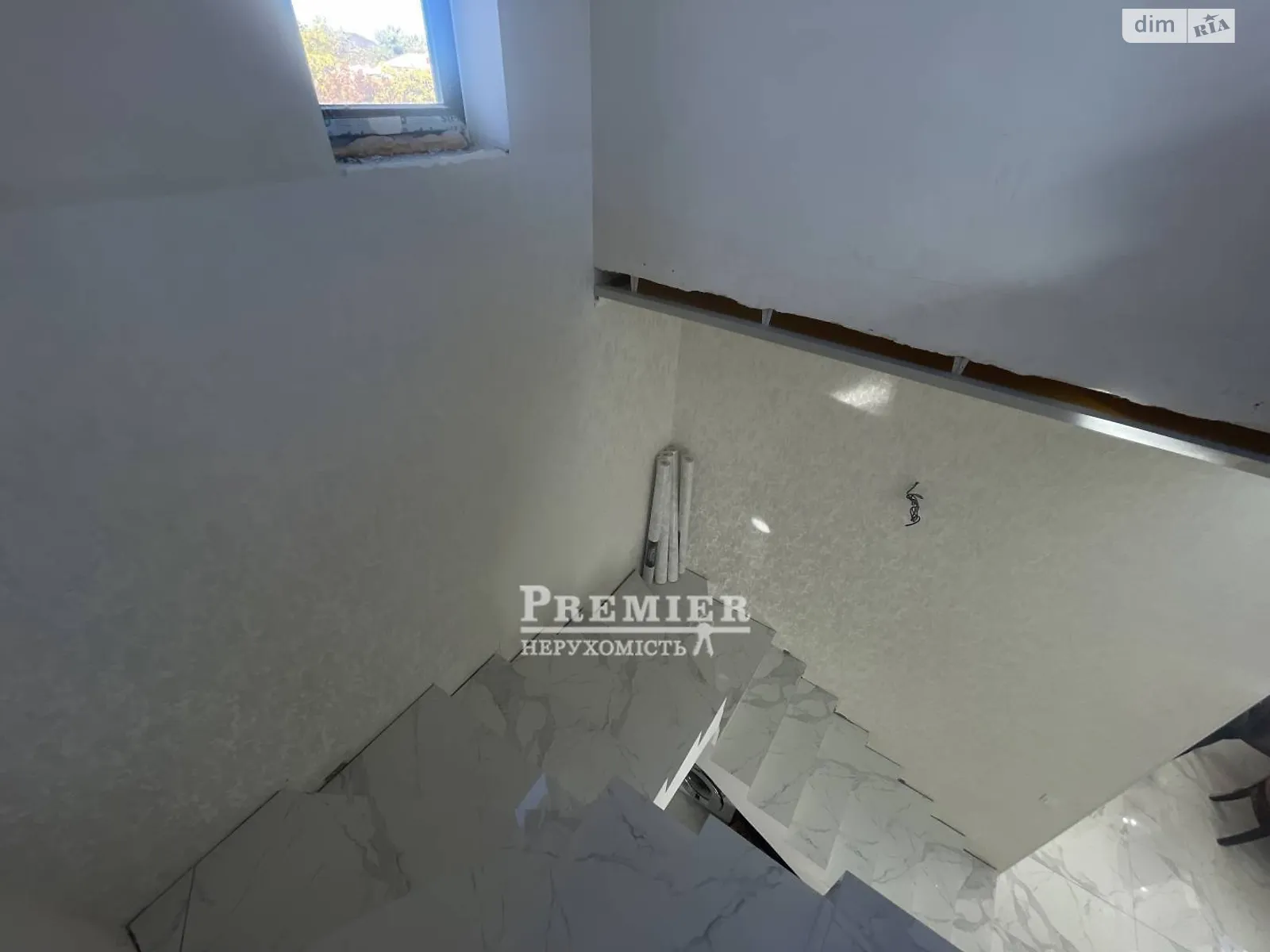 Продается дом на 2 этажа 160 кв. м с участком, цена: 220000 $ - фото 1