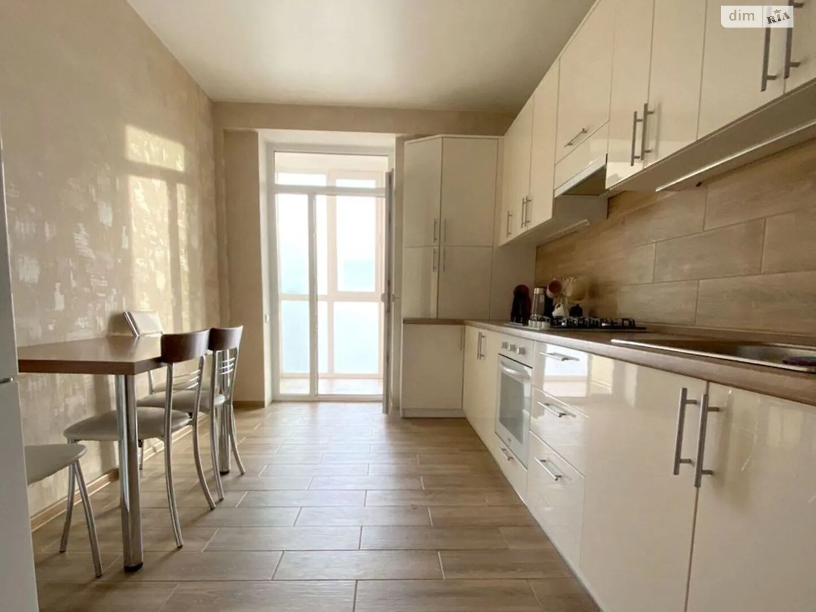 Продается 1-комнатная квартира 40.7 кв. м в Днепре, бул. Кобзаря, 4 - фото 1