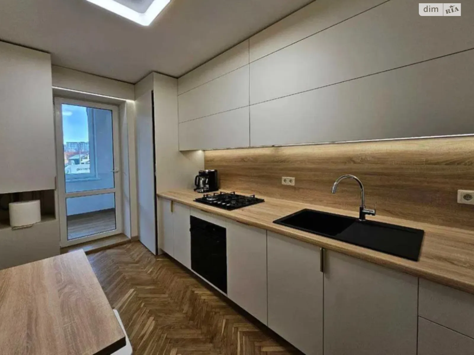 Здається в оренду 3-кімнатна квартира 64 кв. м у Івано-Франківську, вул. Угорницька - фото 1