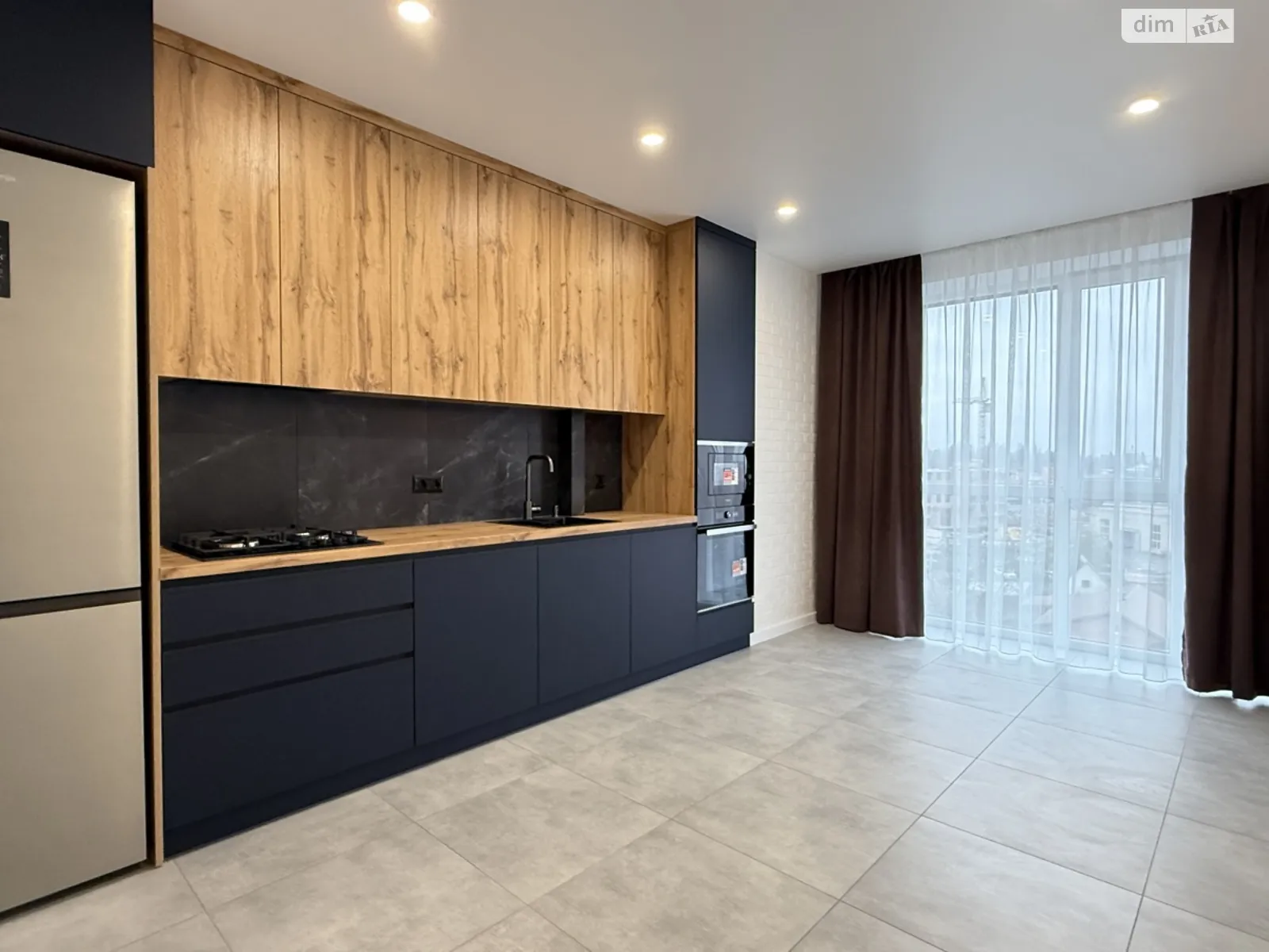 Продается 1-комнатная квартира 46 кв. м в Виннице, ул. Праведников мира(Максимовича), 21 - фото 1