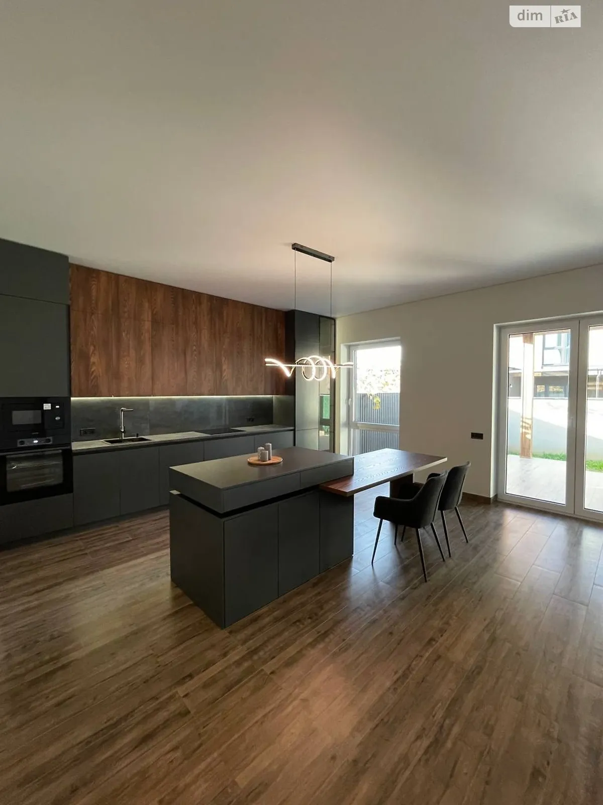 ул. Загорская, 100 Компотный Ужгород, цена: 225000 $ - фото 1