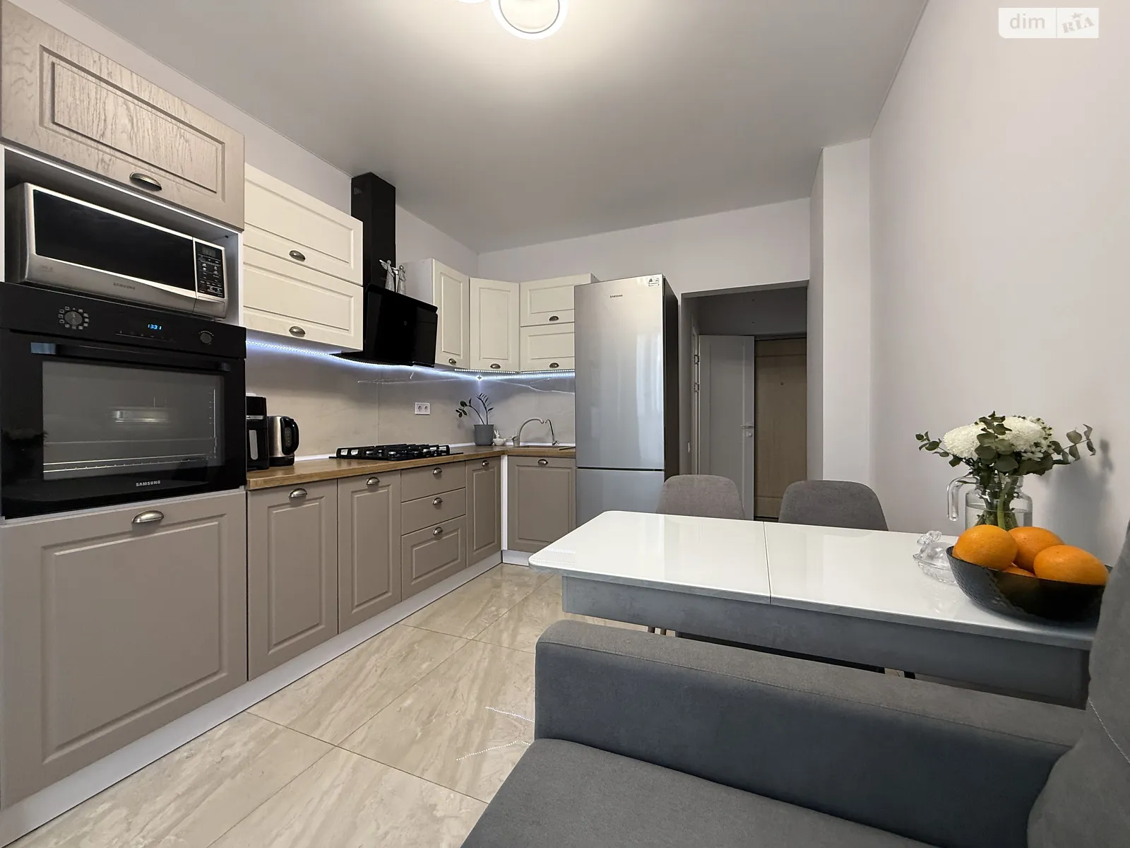 Продається 1-кімнатна квартира 37 кв. м у Ірпені, вул. Миколи Сингаївського(Новооскольська), 2Є - фото 1