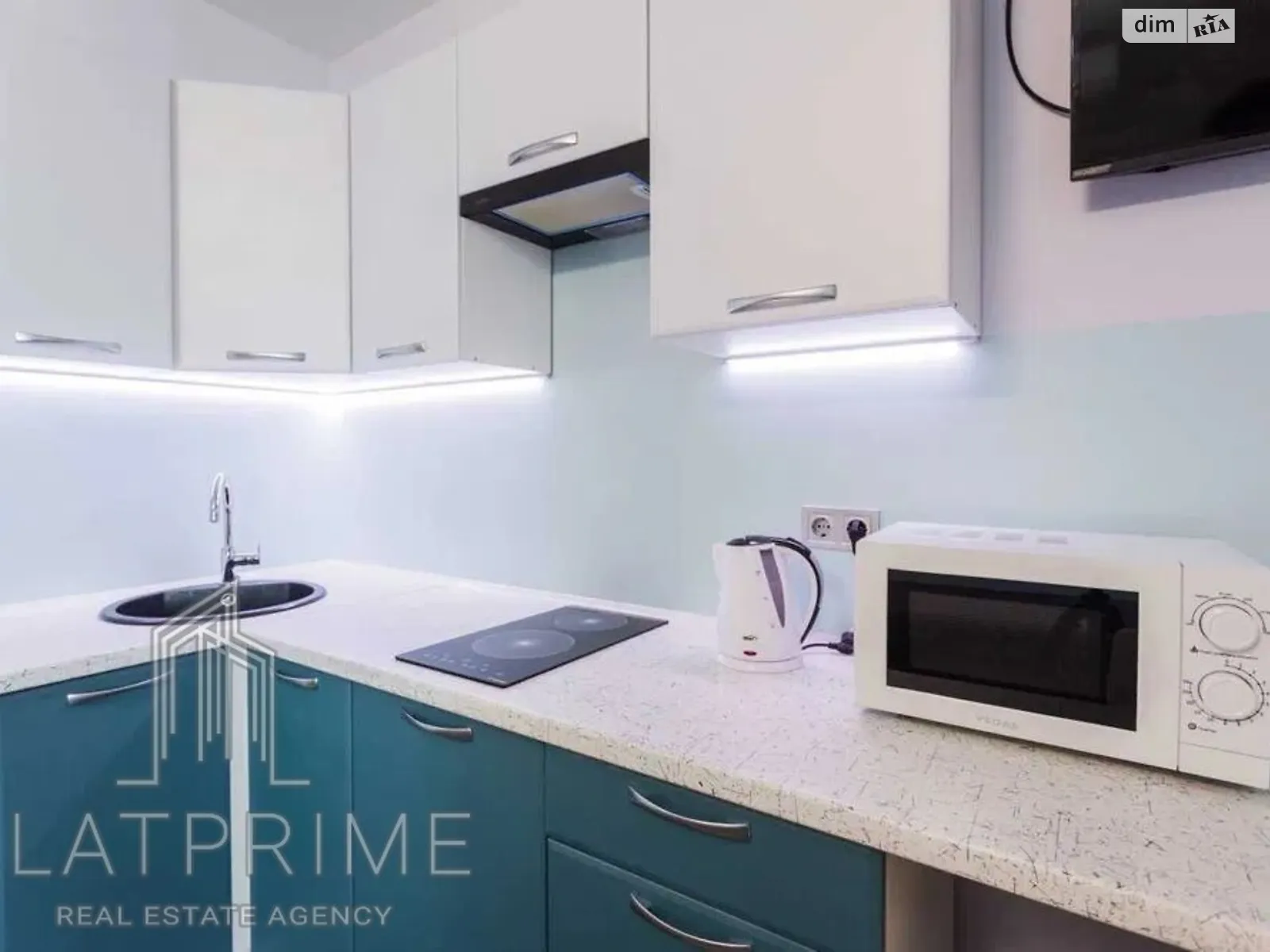 Продается 1-комнатная квартира 28 кв. м в Киеве, цена: 67200 $ - фото 1