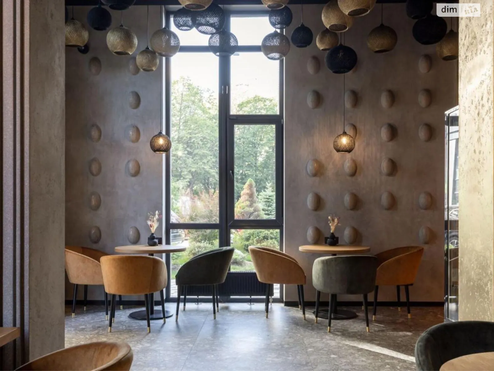 Продається приміщення вільного призначення 150 кв. м в 16-поверховій будівлі, цена: 360000 $ - фото 1