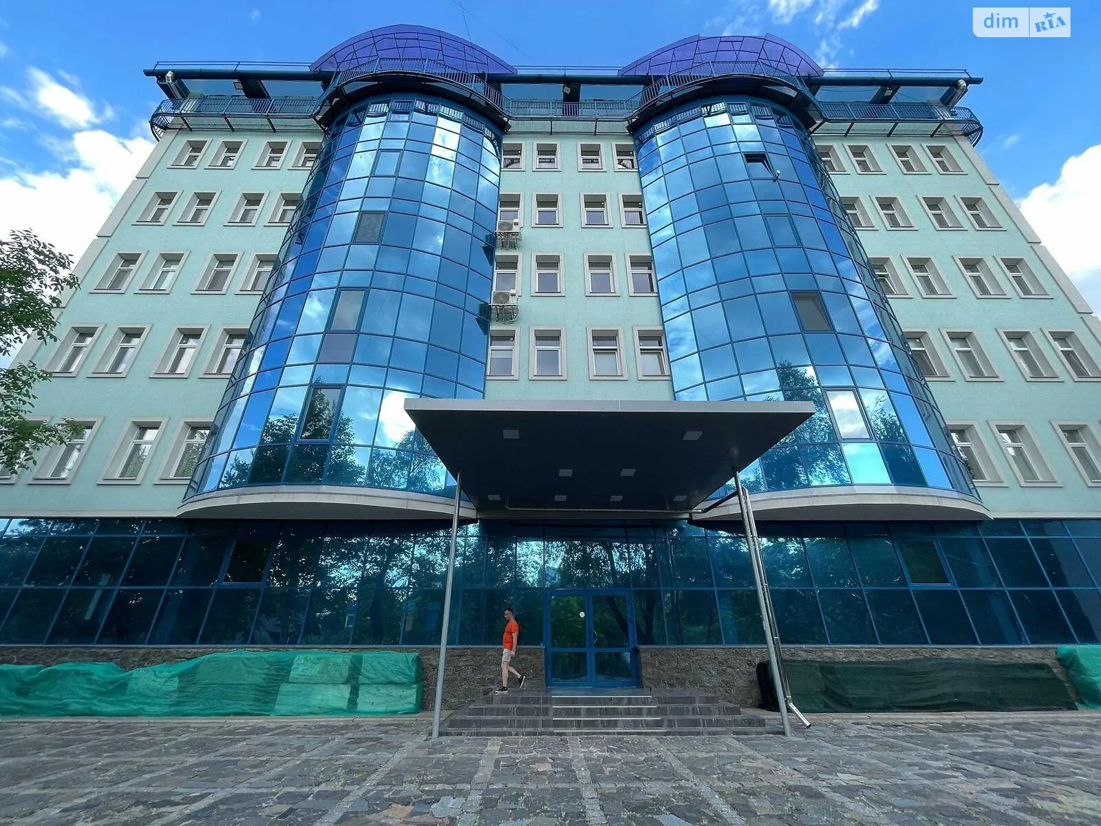 Сдается в аренду офис 250 кв. м в бизнес-центре, цена: 75000 грн - фото 1