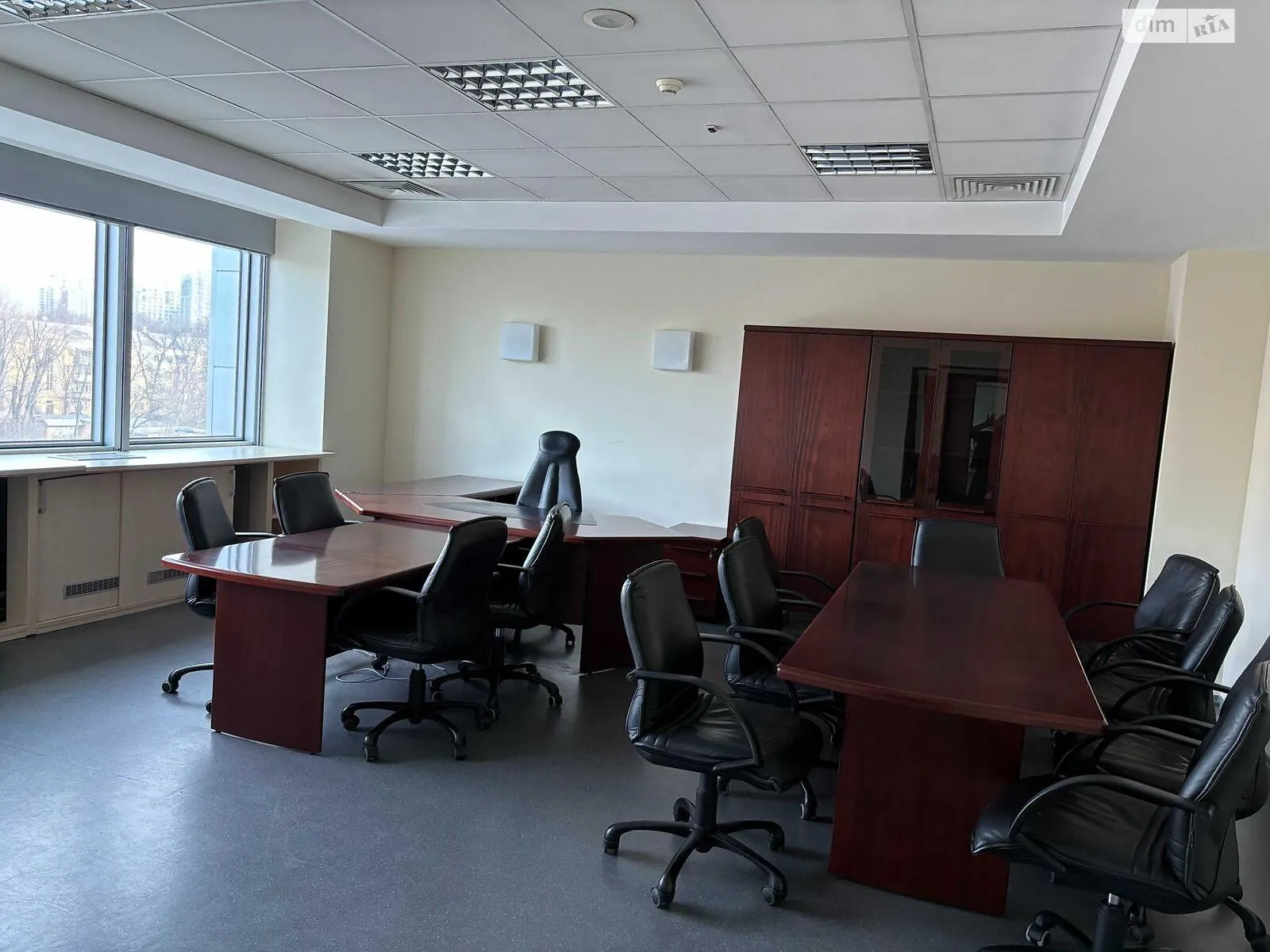 Сдается в аренду офис 1500 кв. м в бизнес-центре, цена: 345000 грн - фото 1