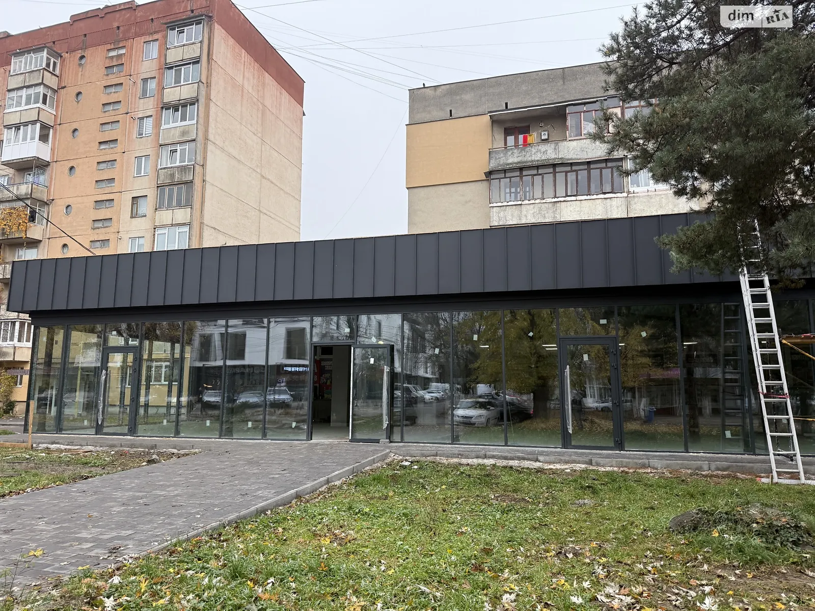 Сдается в аренду помещения свободного назначения 1 кв. м в 1-этажном здании, цена: 650 грн - фото 1