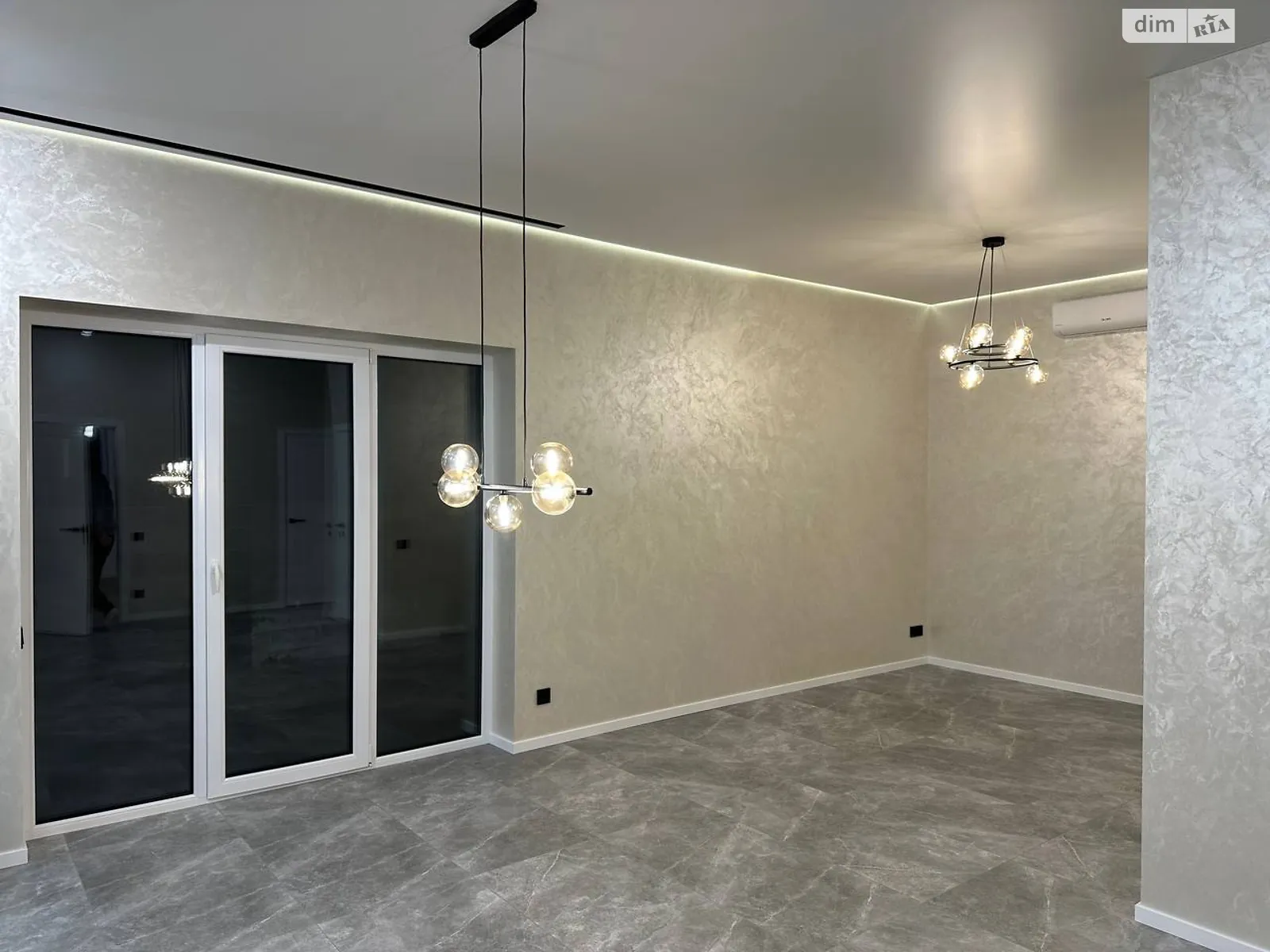 Продается одноэтажный дом 100 кв. м с камином, цена: 160000 $ - фото 1