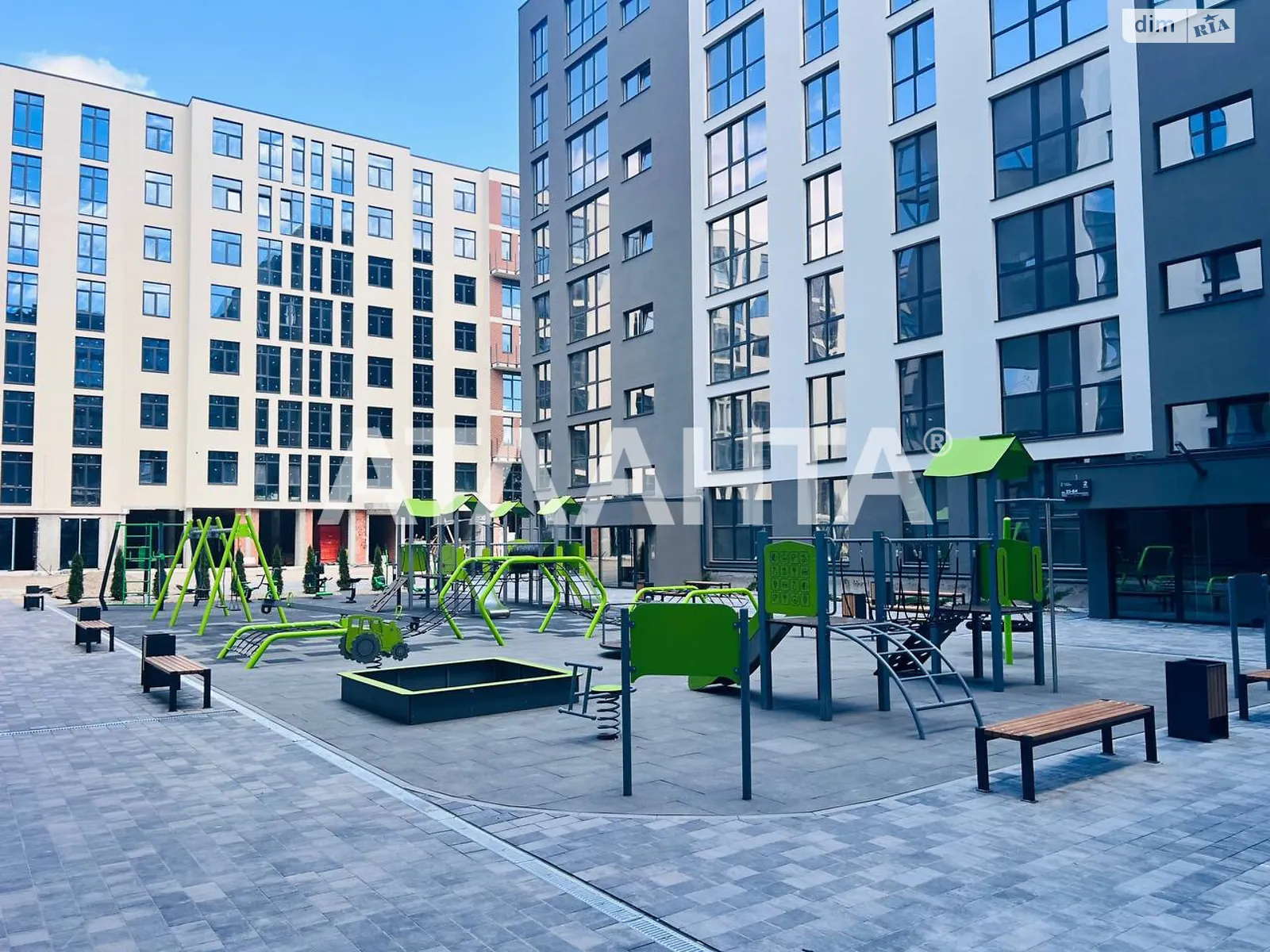 Продается 1-комнатная квартира 47.6 кв. м в Винниках, ул. Лесная - фото 1